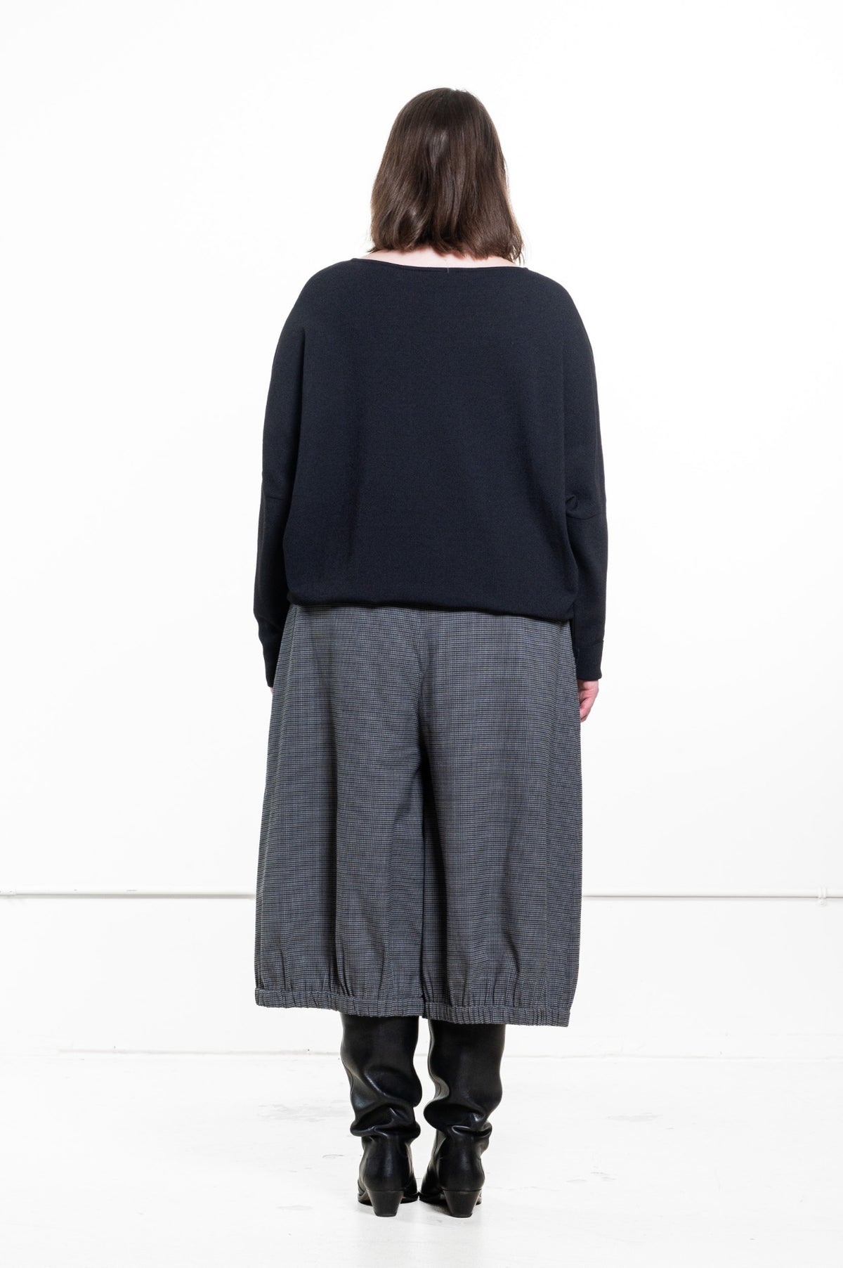Gray Mini Houndstooth Pull-On Cropped Balloon Pants