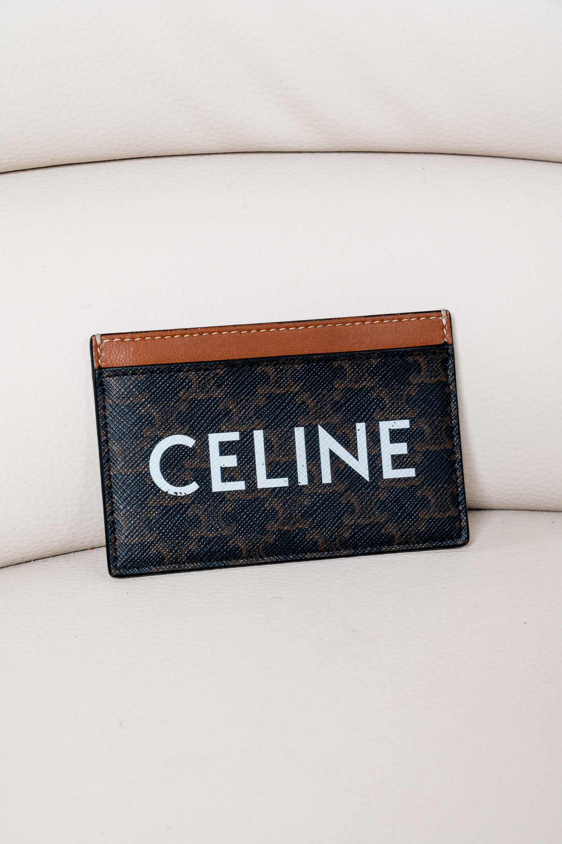 Monogram Triumph Card Holder