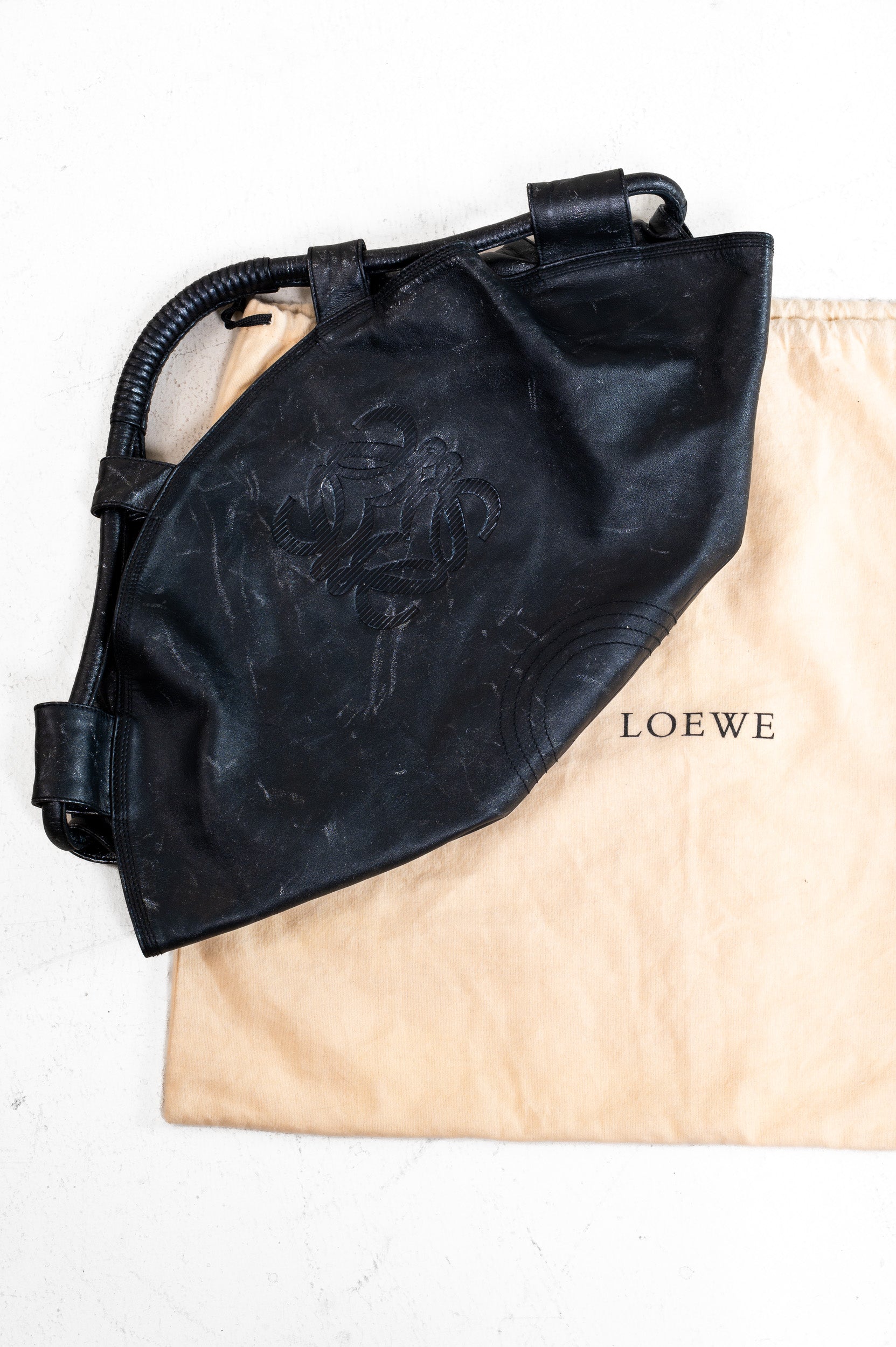 Black Leather Metallic Napa Aire Bag