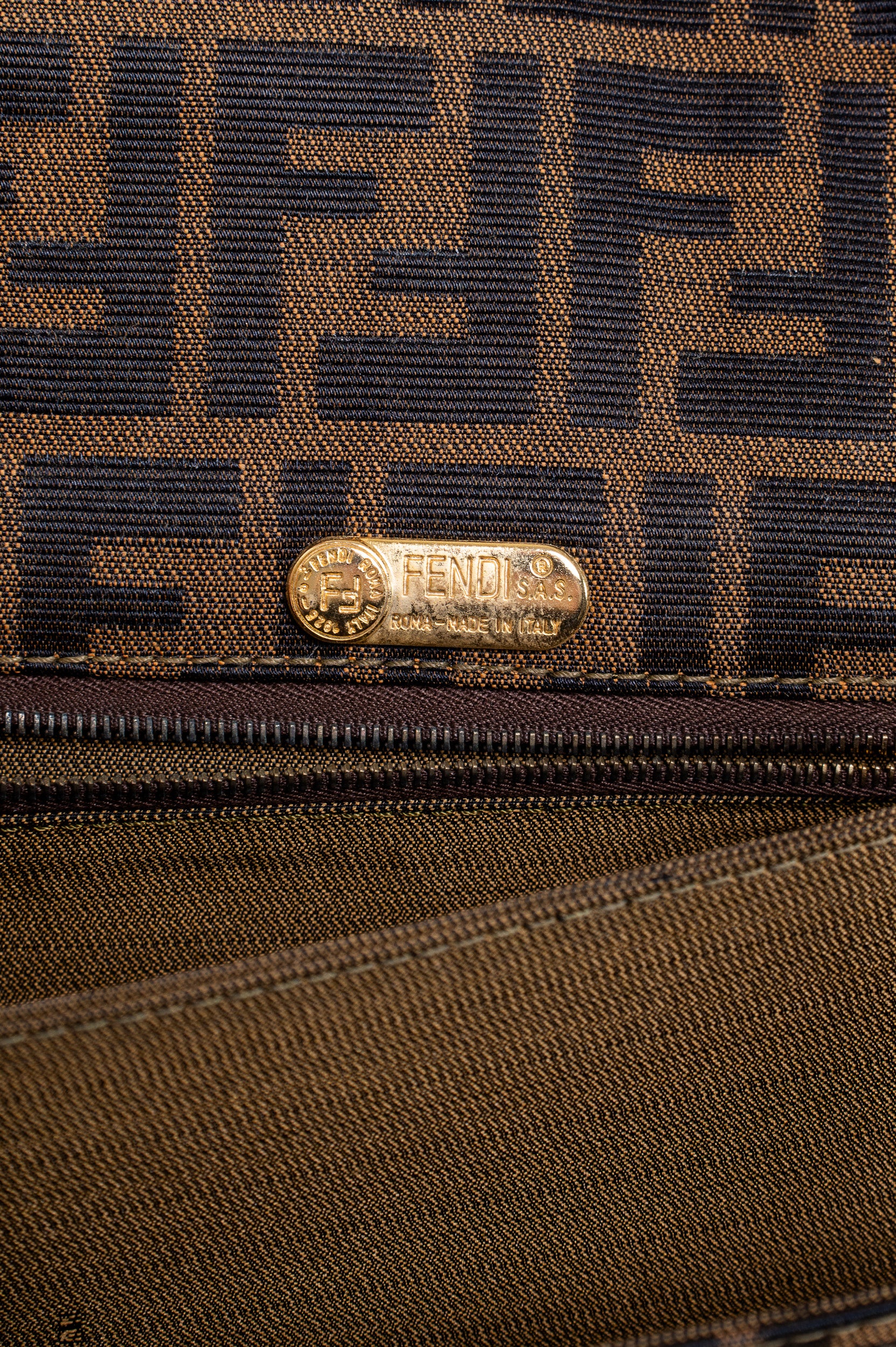 Vintage Brown Zucca Canvas Shoulder Bag with Gold Logo