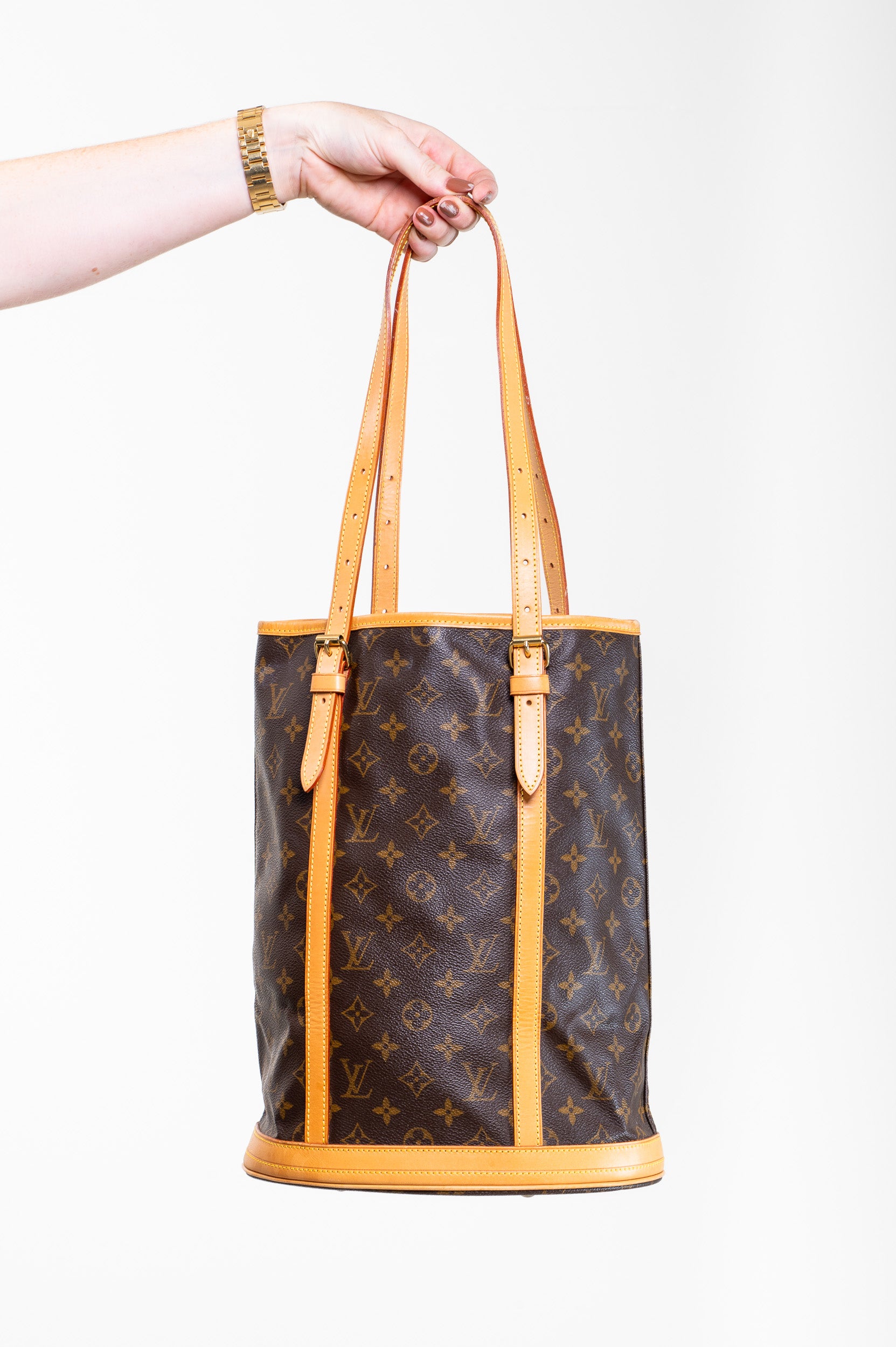 Vintage Monogram Bucket GM Shoulder
Bag