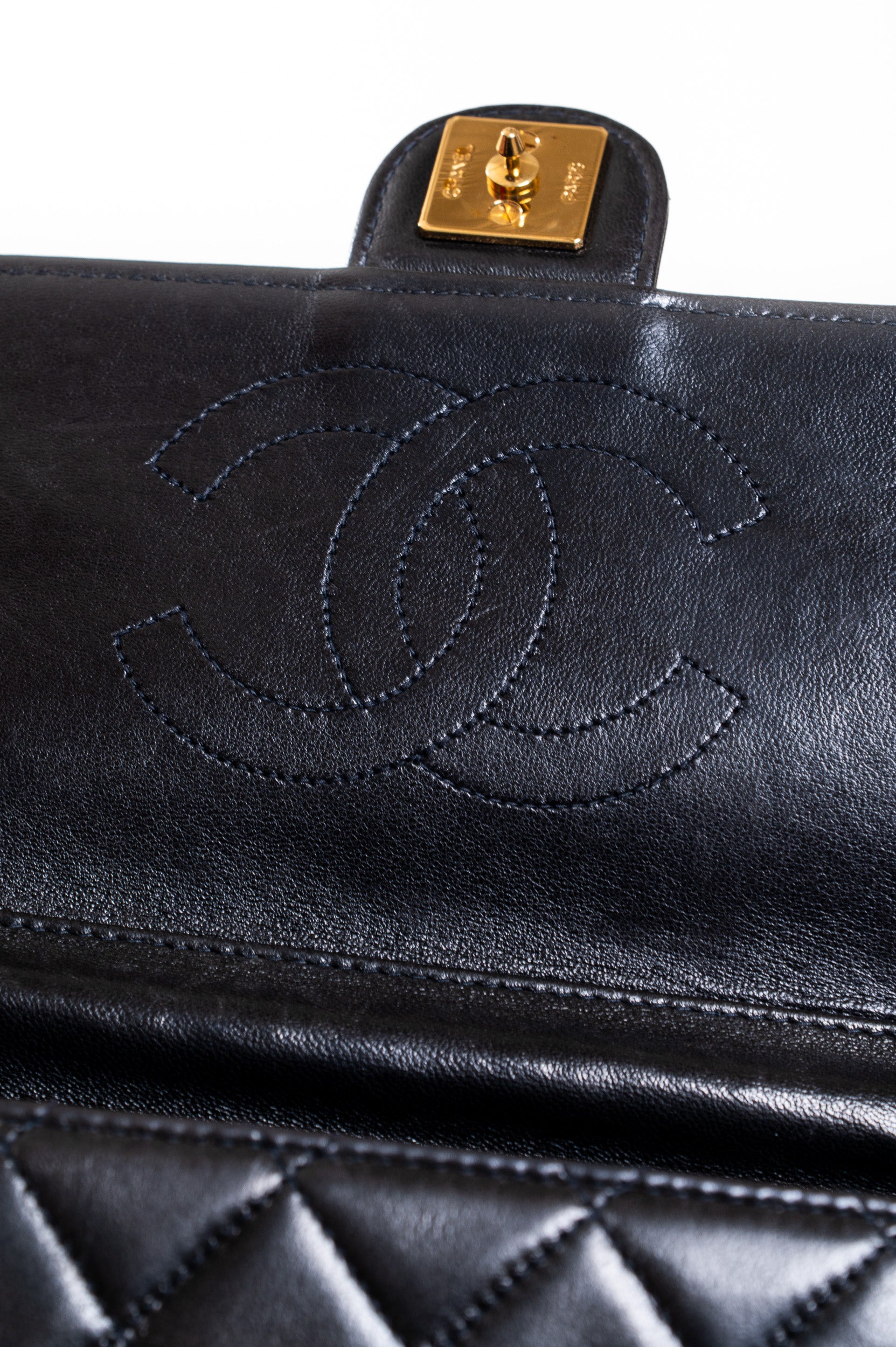 Inside view of Chanel Vintage Matelassé Chain Shoulder Bag