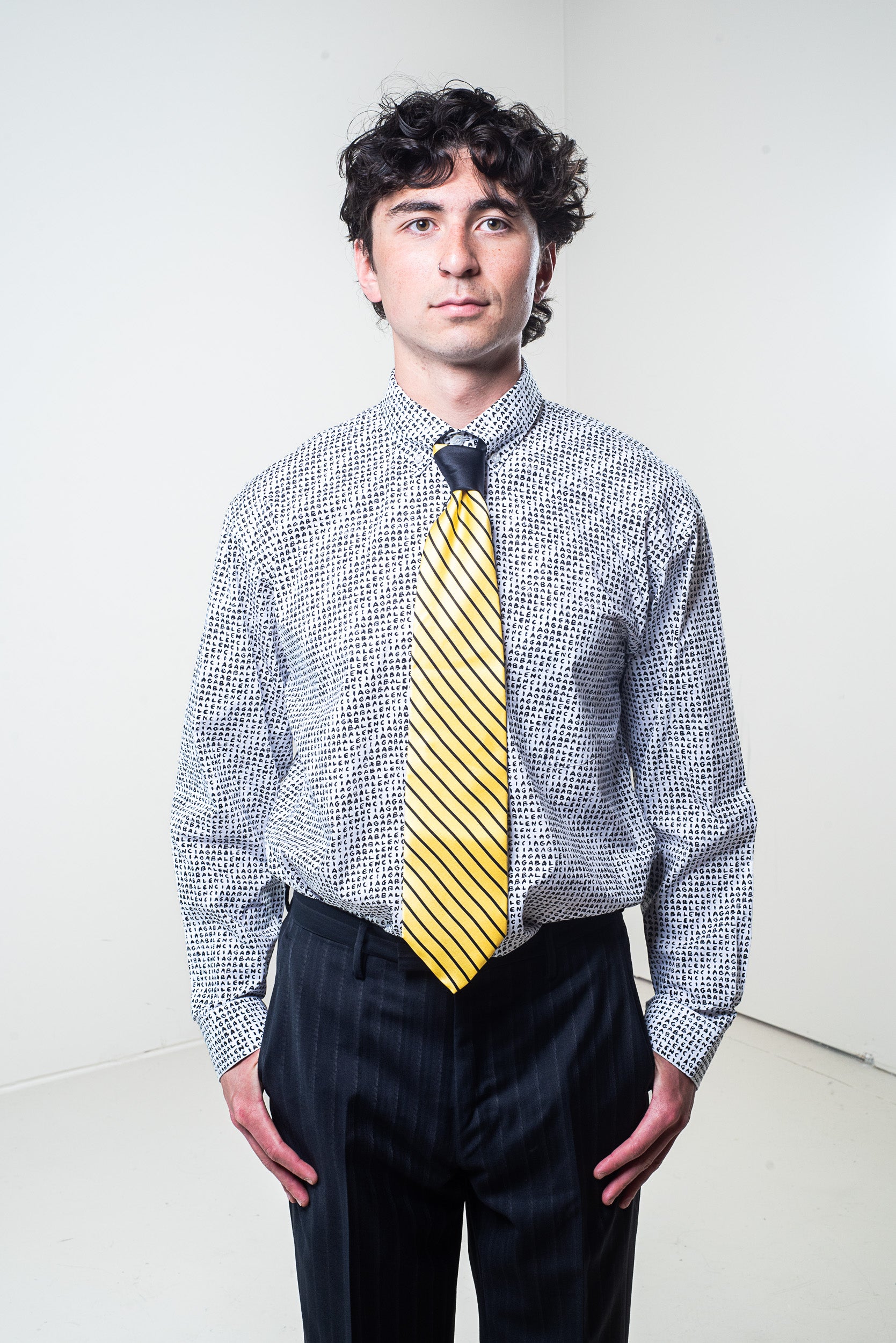 Model wearing Brioni Vintage Yellow Stripe Tie – front view