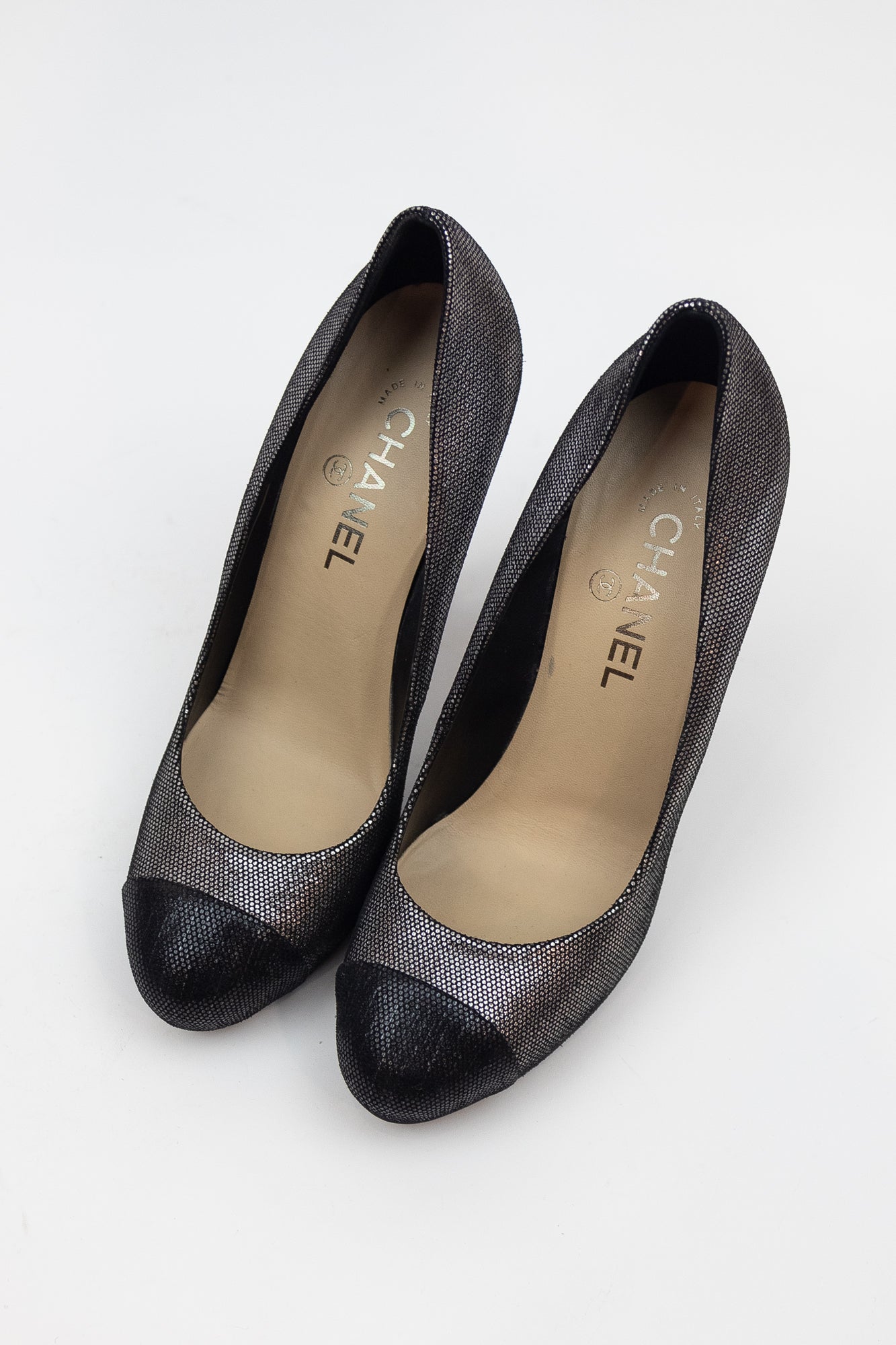 Navy And Silver Shiny Cap Toe Pump