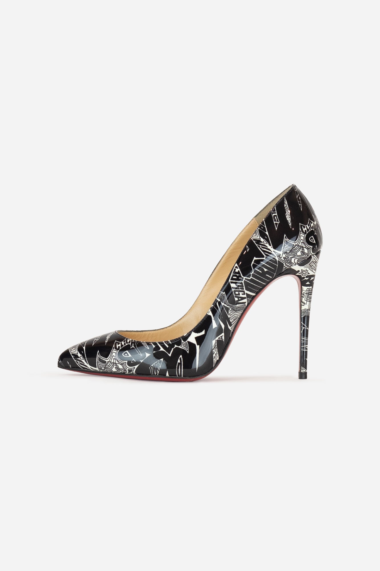 Black and White Abstract Comic Pumps