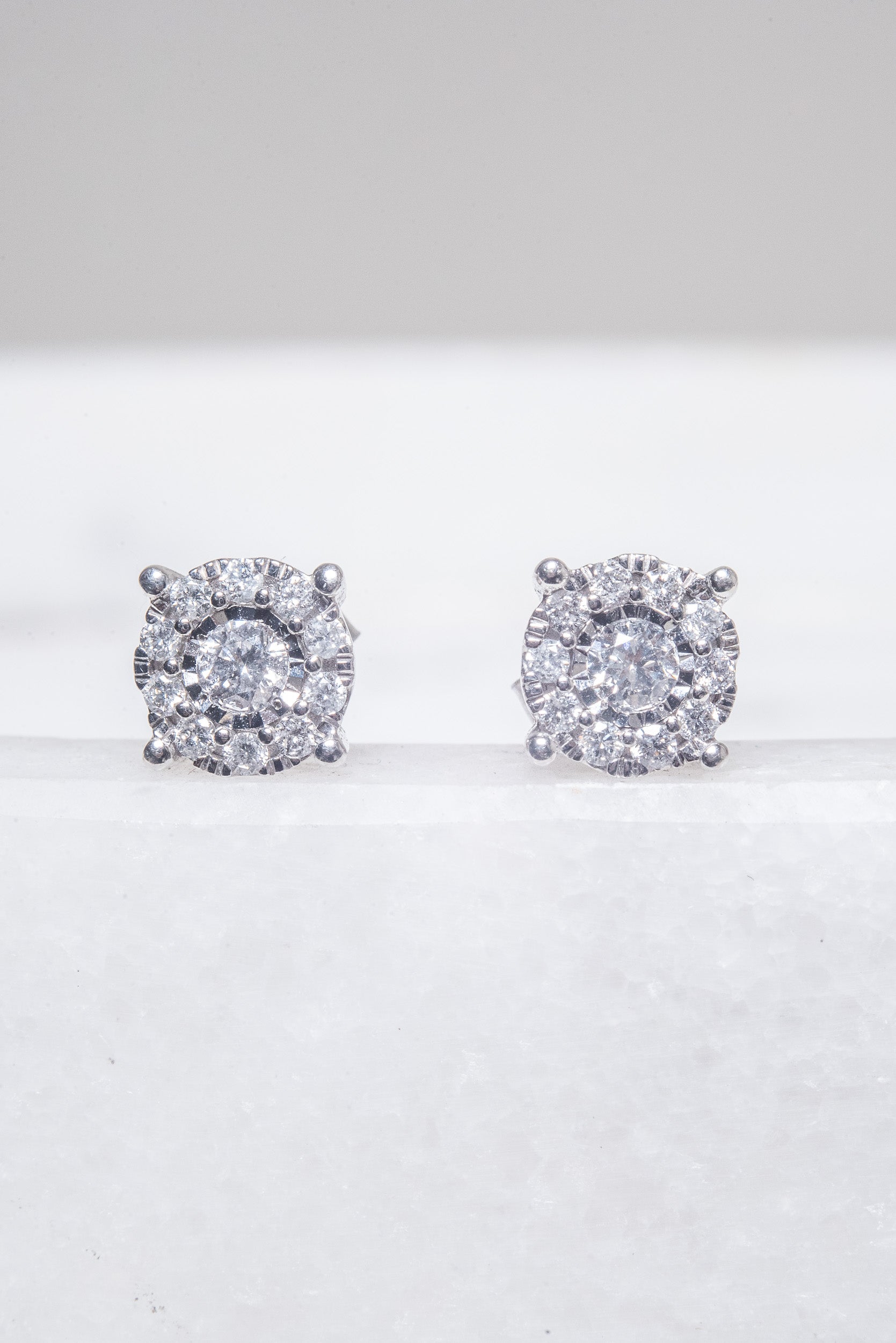 14k White Gold Diamond Studs  14 White Gold