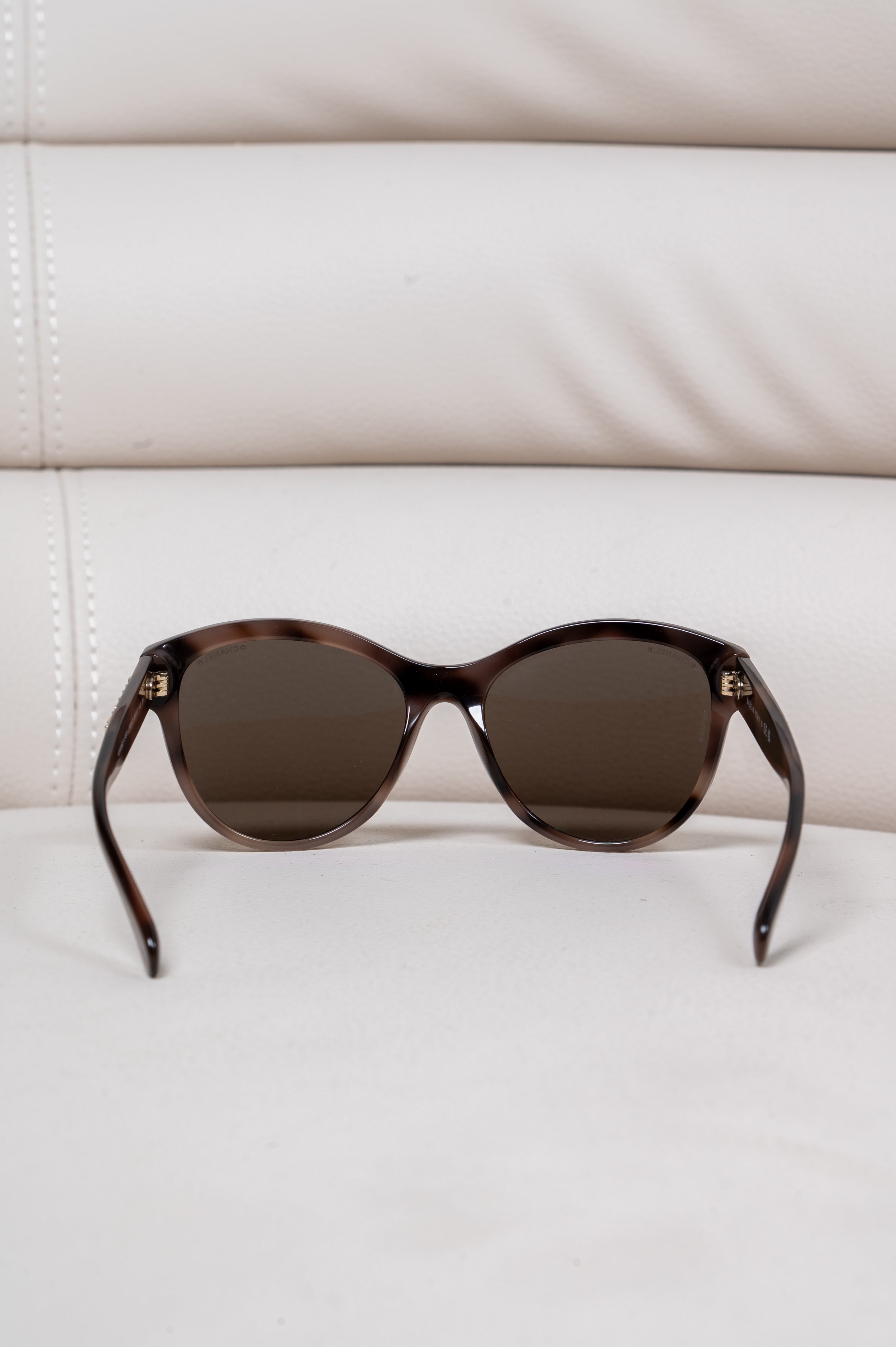 Brown Round Cat-Eye Sunglasses