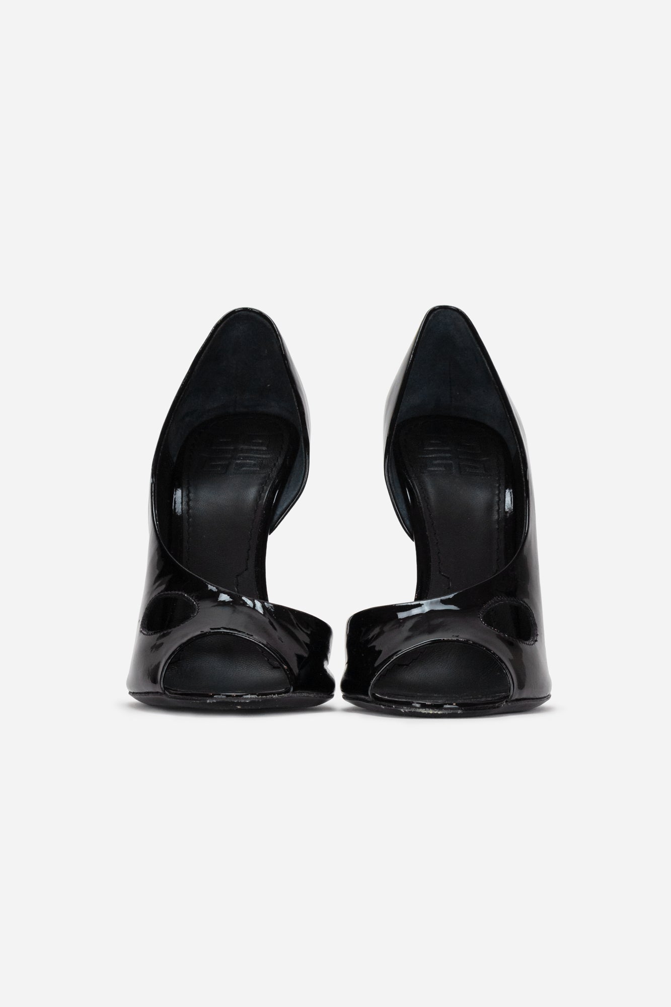 Black pumps with cut outs Patent leather