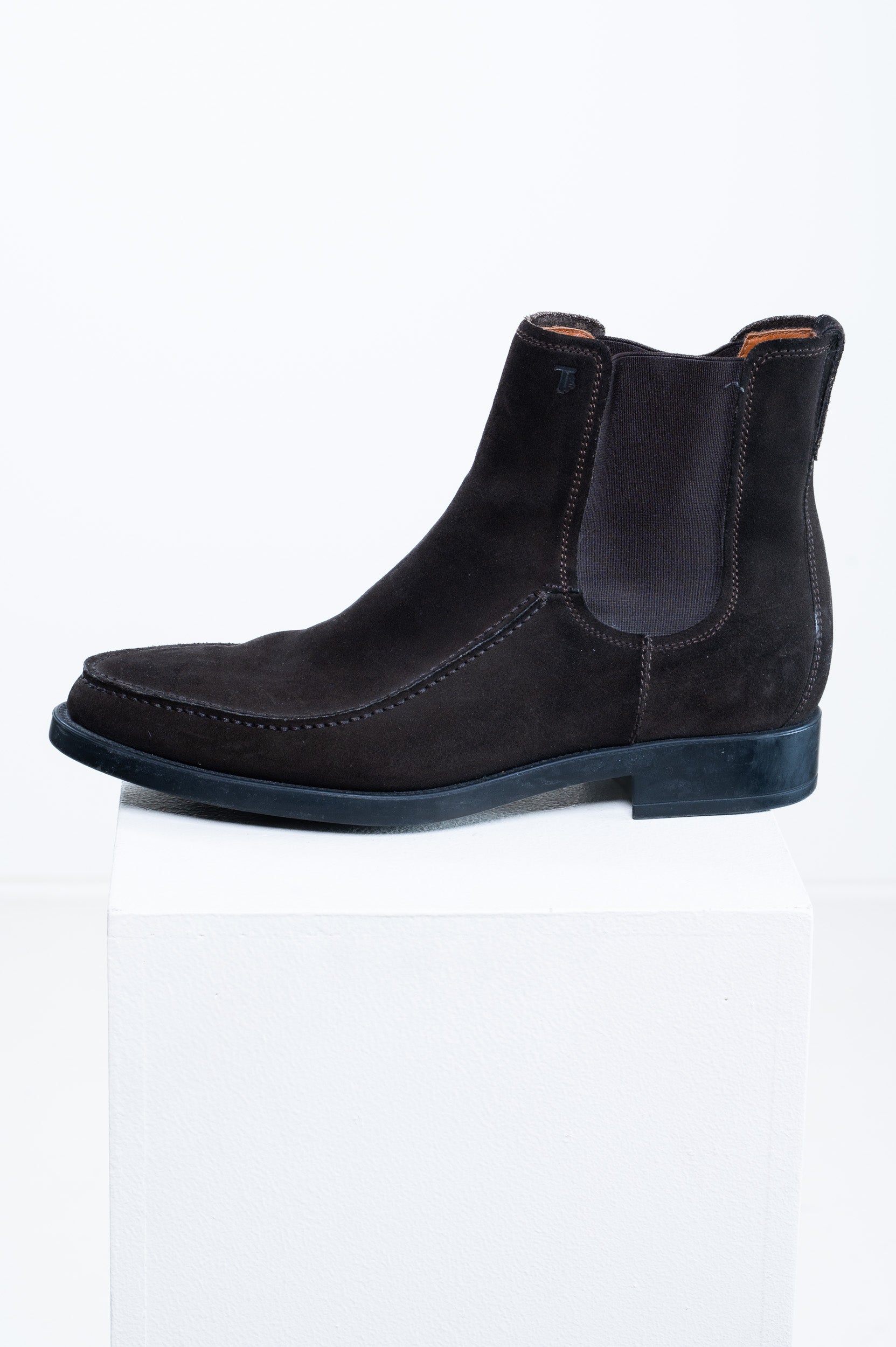 Side view of Tod’s Brown Suede Chelsea Boots with elastic sides