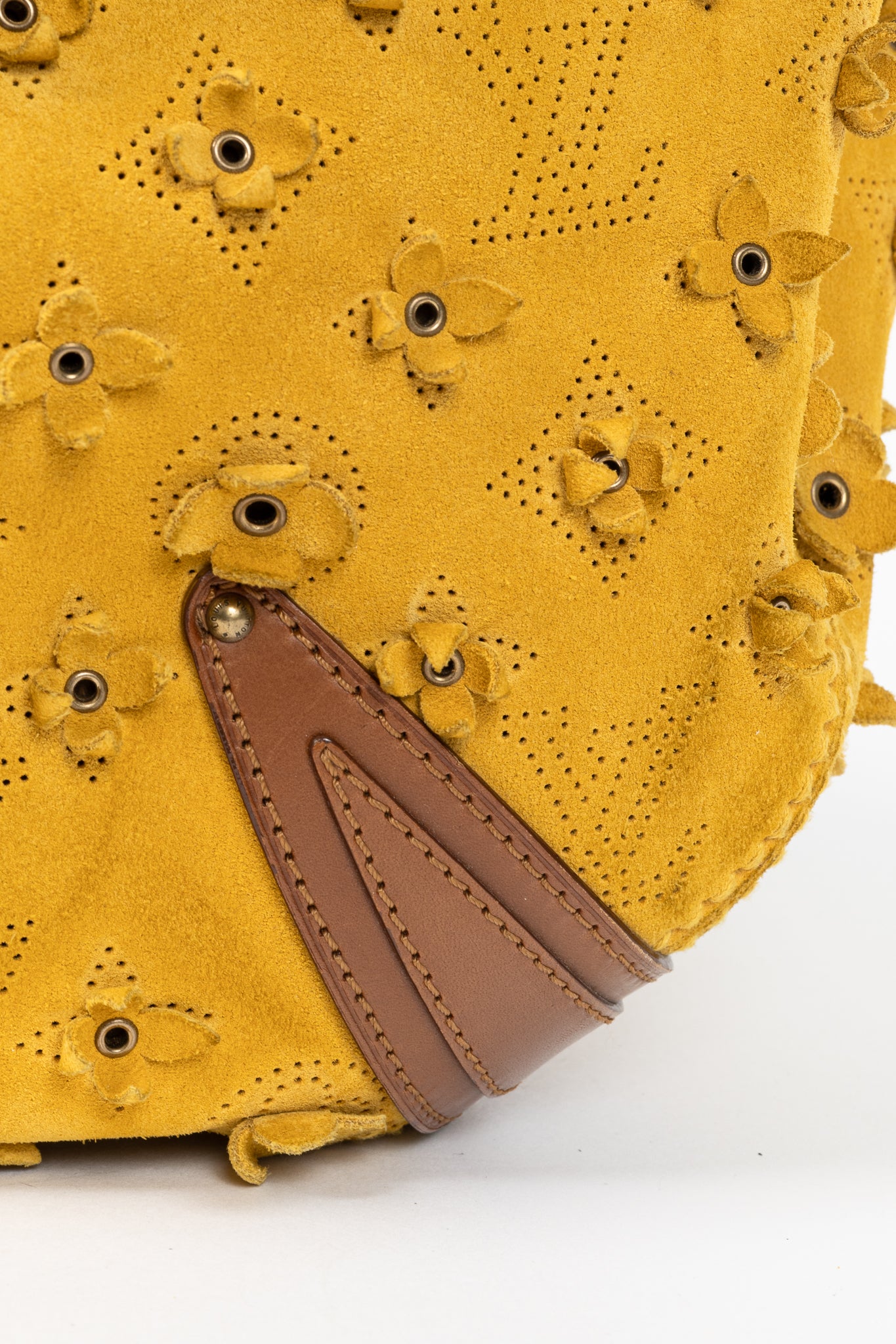 Onatah Fleurs GM Mais Suede Hobo Bag