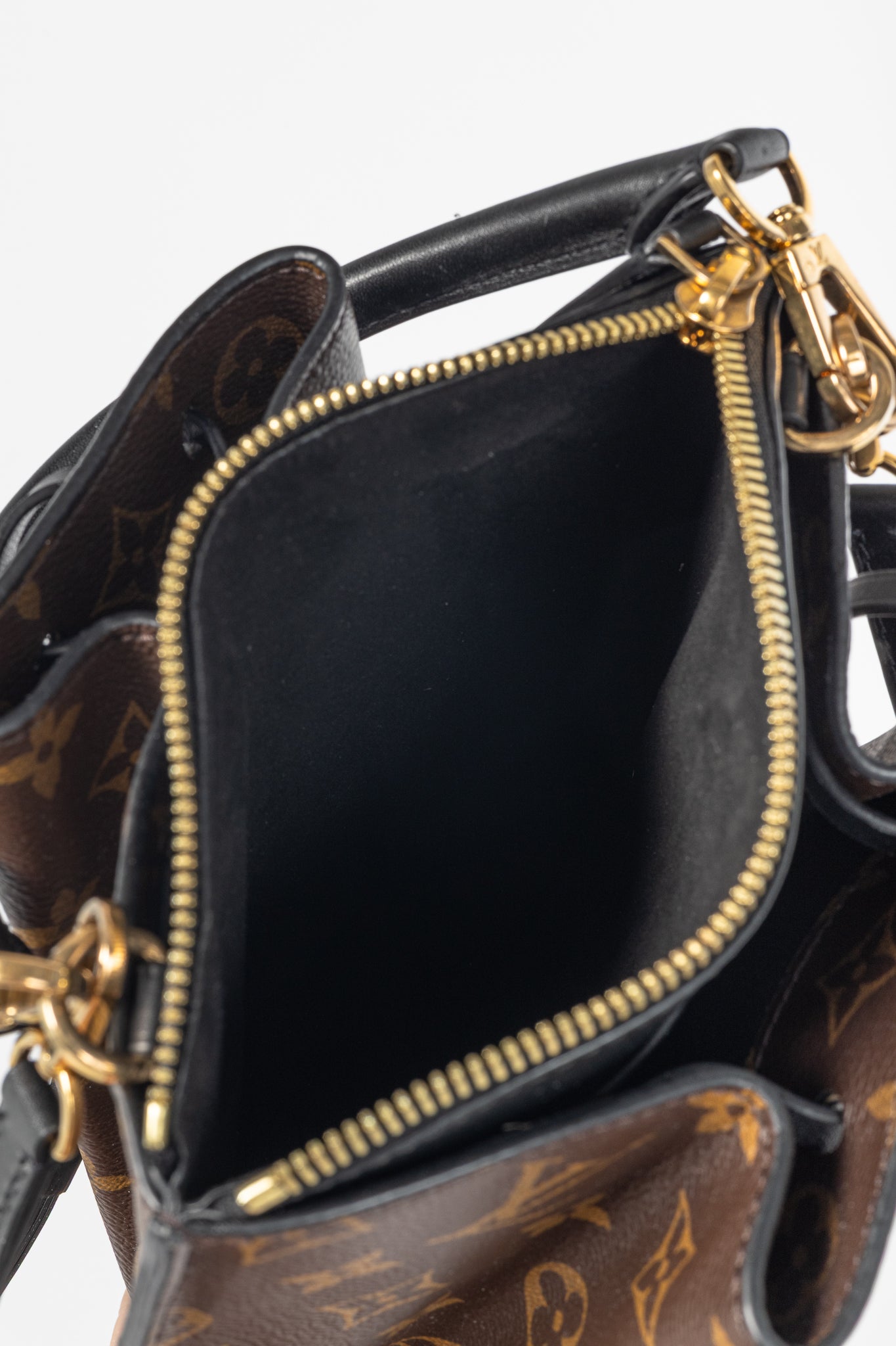 Cruise 2017 Fringed Noe Monogram Canvas Shoulder Bag