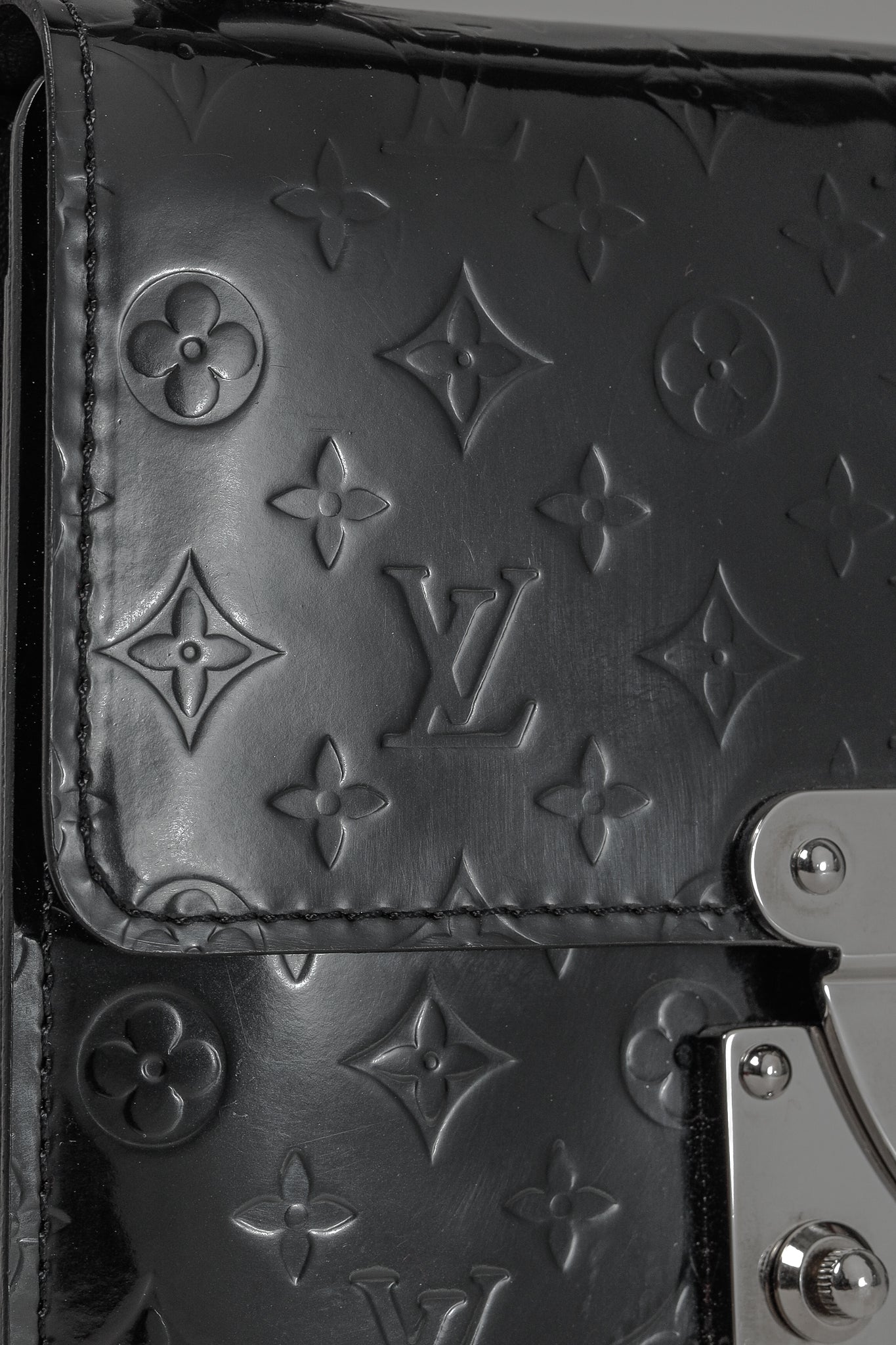 Anouchka PM Black Mini Monogram Glace Leather Wallet