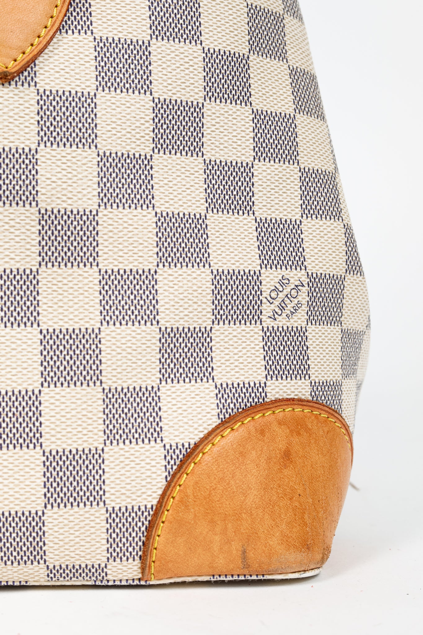 Hampstead MM Damier Azur Canvas Tote