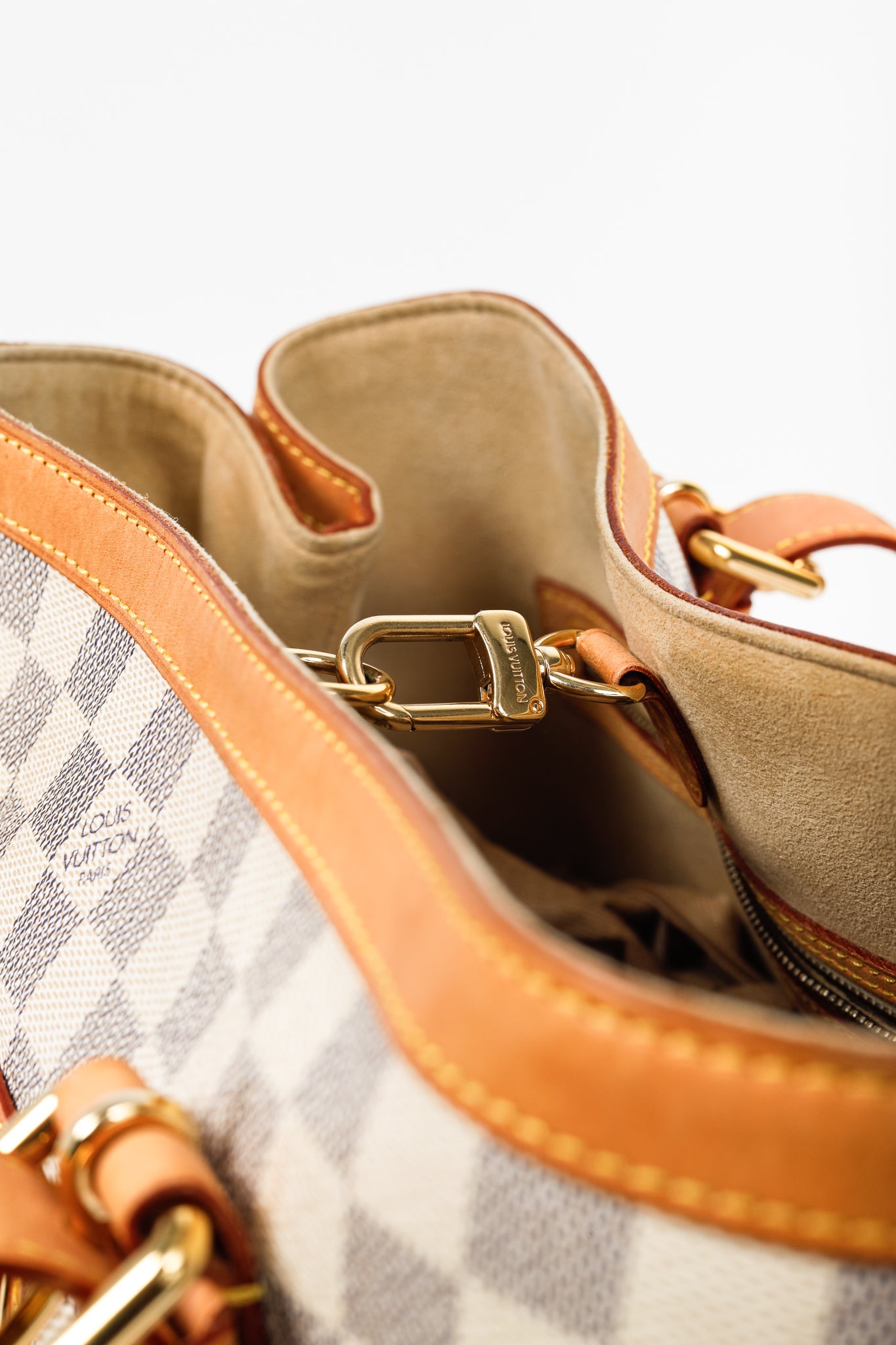 Hampstead MM Damier Azur Canvas Tote