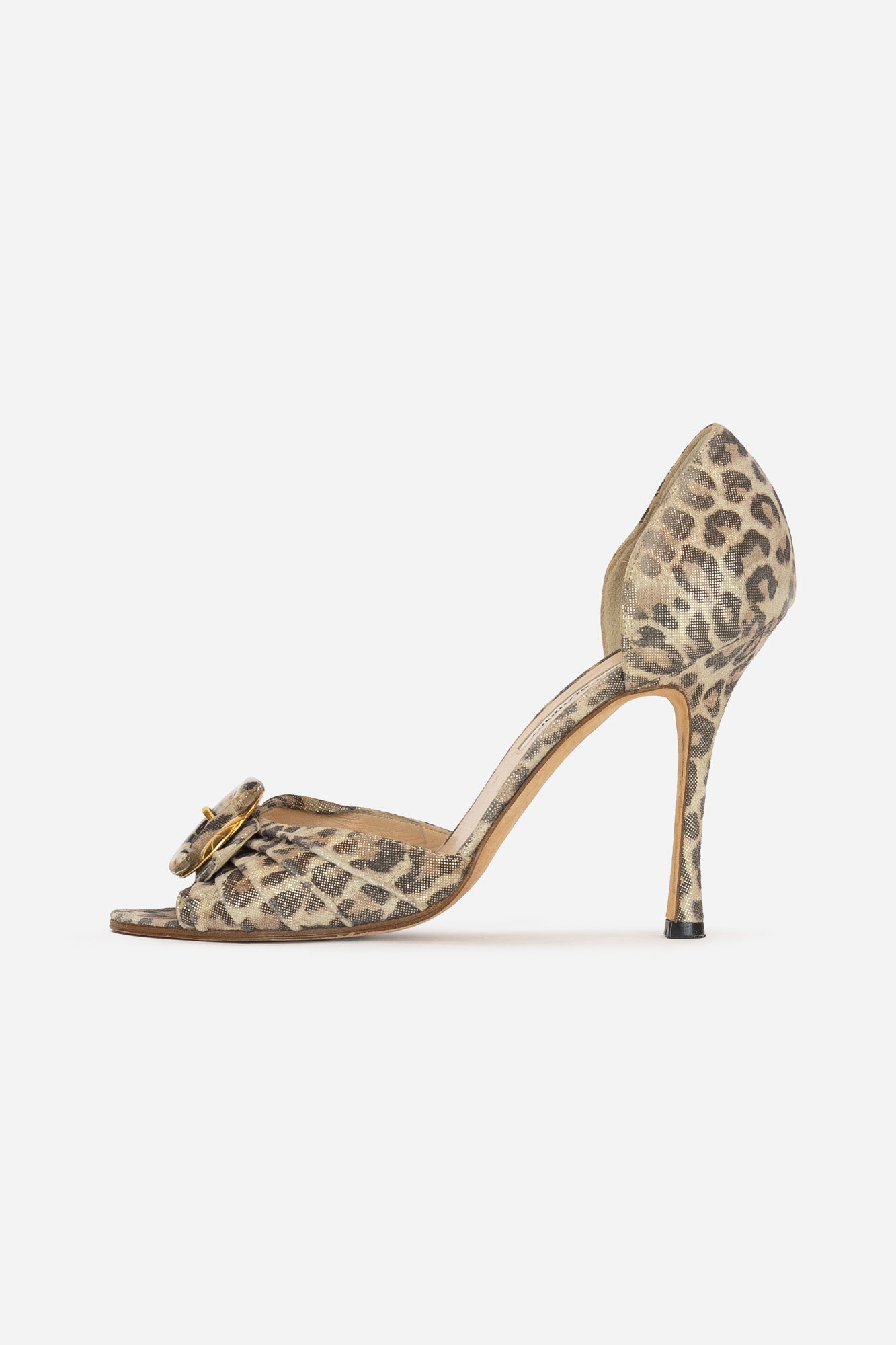 Gold Resin Buckle Cheetah Print Pump