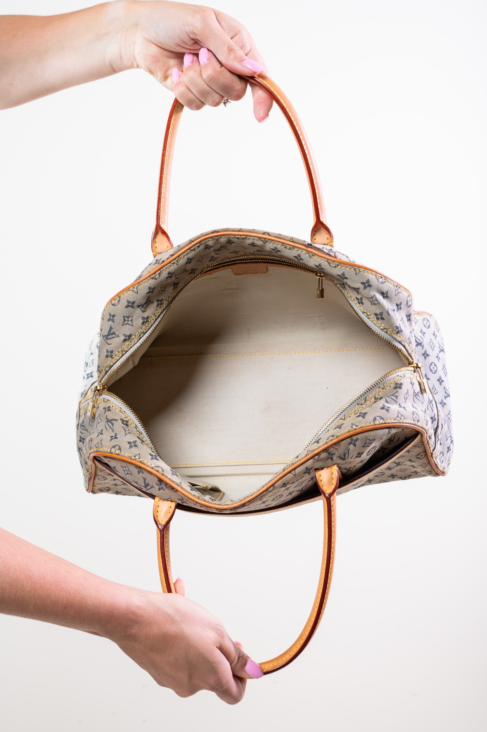Interior view of Louis Vuitton Denim Monogram Mini Lin Marie Tote