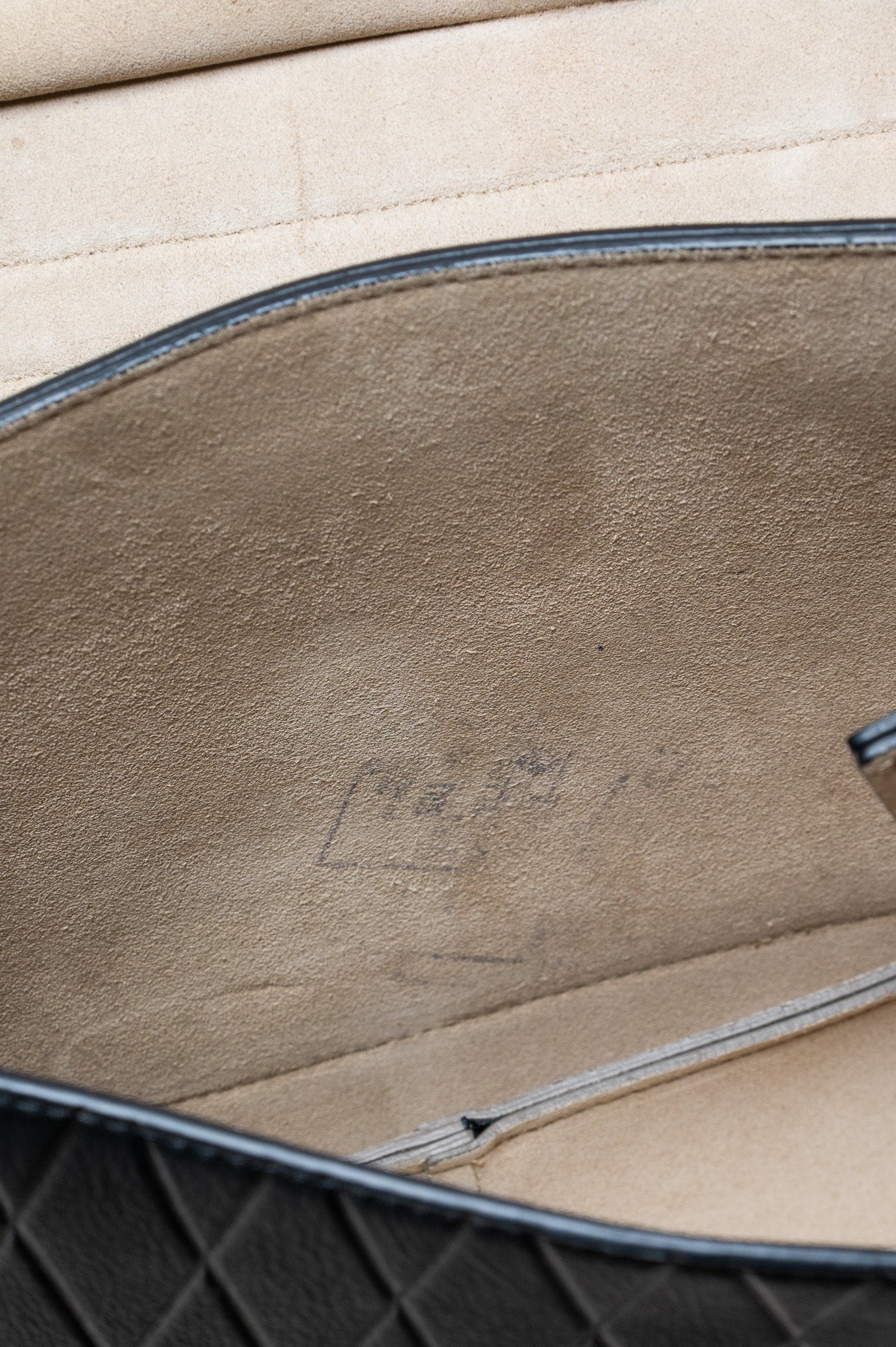 Black Diamond Embossed Faye Shoulder Bag