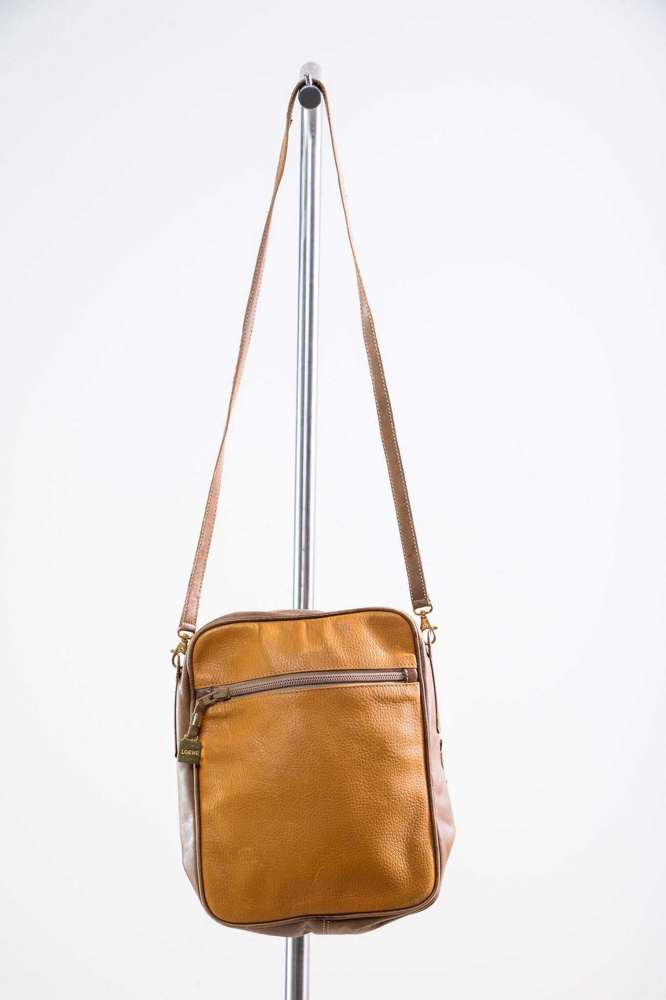 Vintage Anagram Shoulder Crosbody Leather Bag