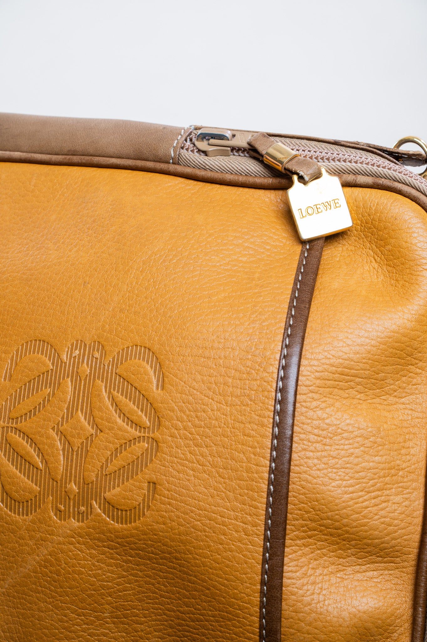Vintage Anagram Shoulder Crosbody Leather Bag
