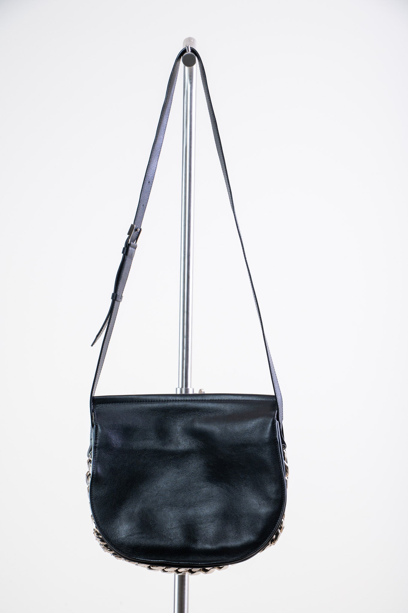 Black Medium Infinity Crossbody Bag