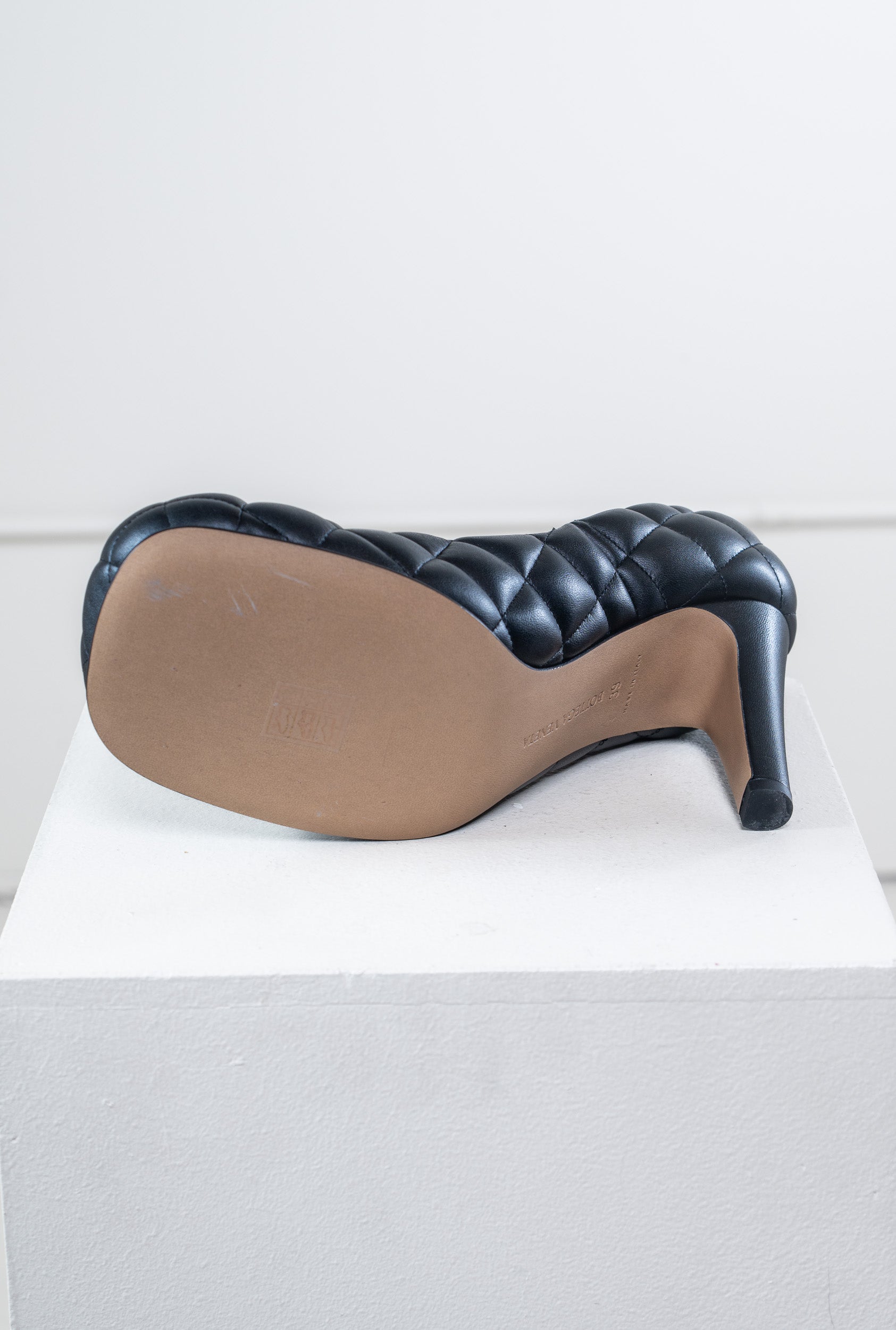 Black Puffy Quilted Leather Round Pump
