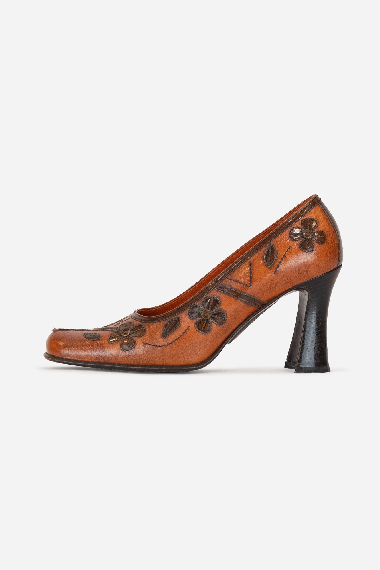 Orangey Brown Vintage Flower Patch Pump