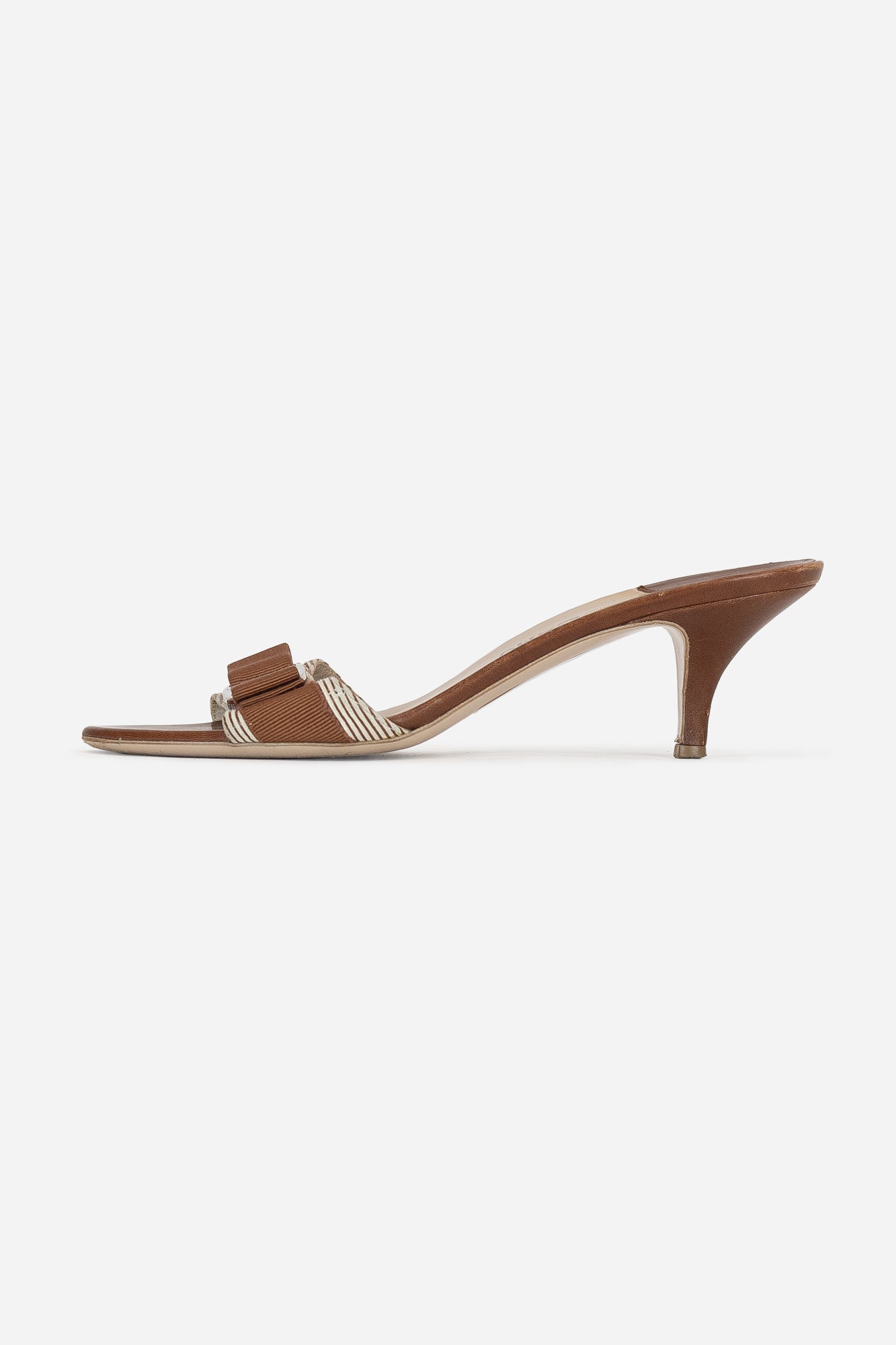 Brown Bow Striped Kittle Heel