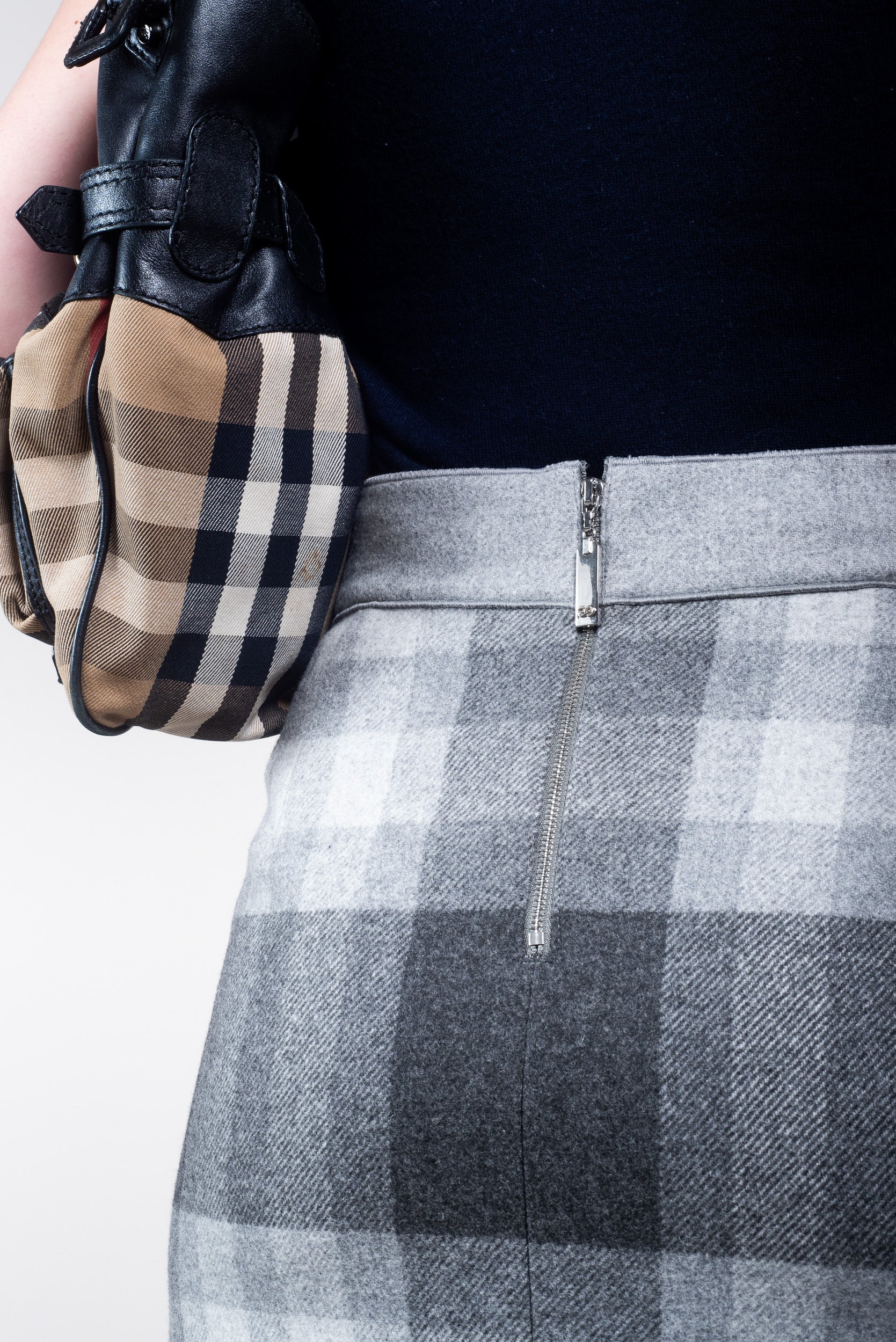 grey plaid skirt