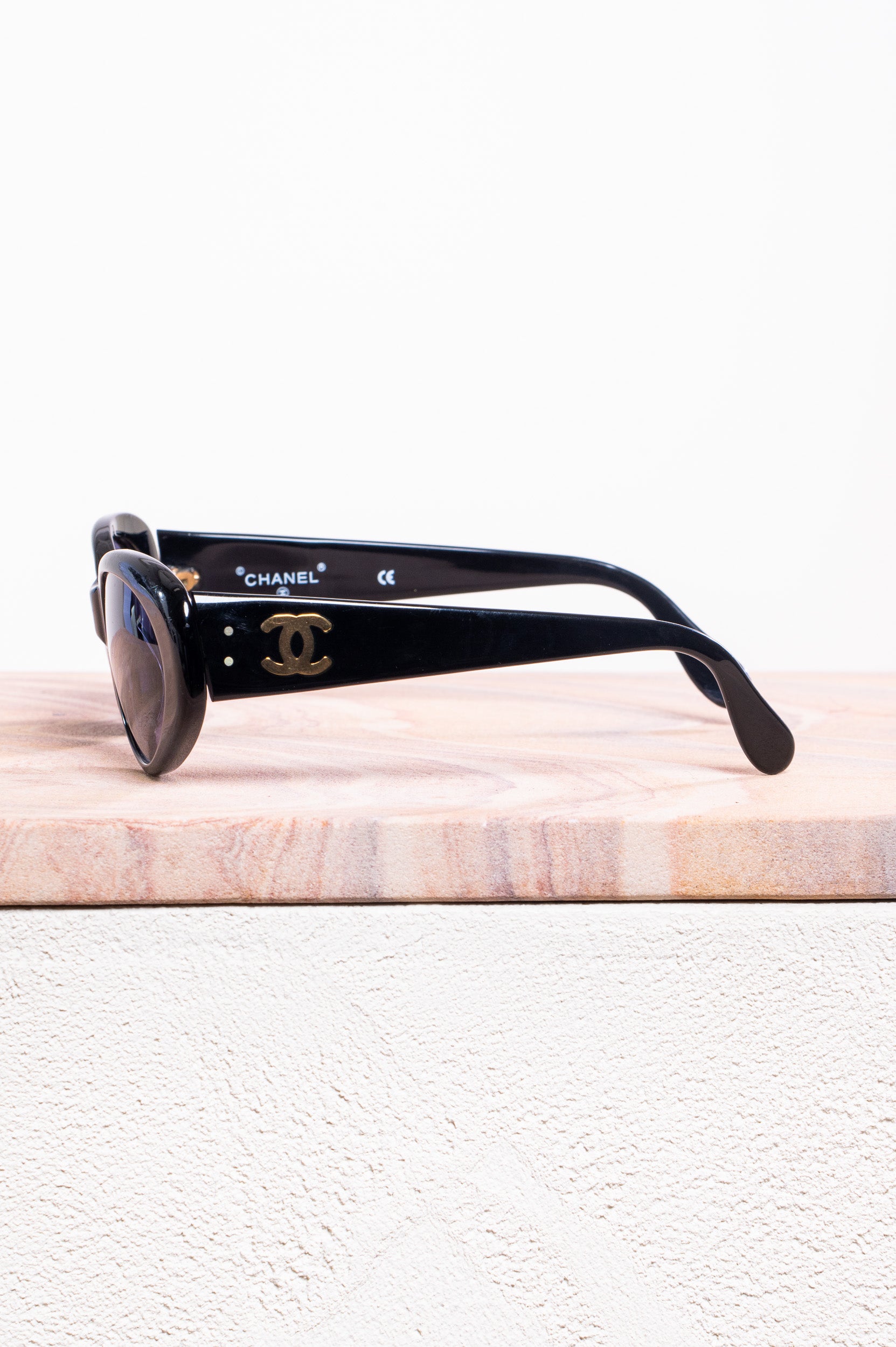 CC Black Oval Shape Sunglasses