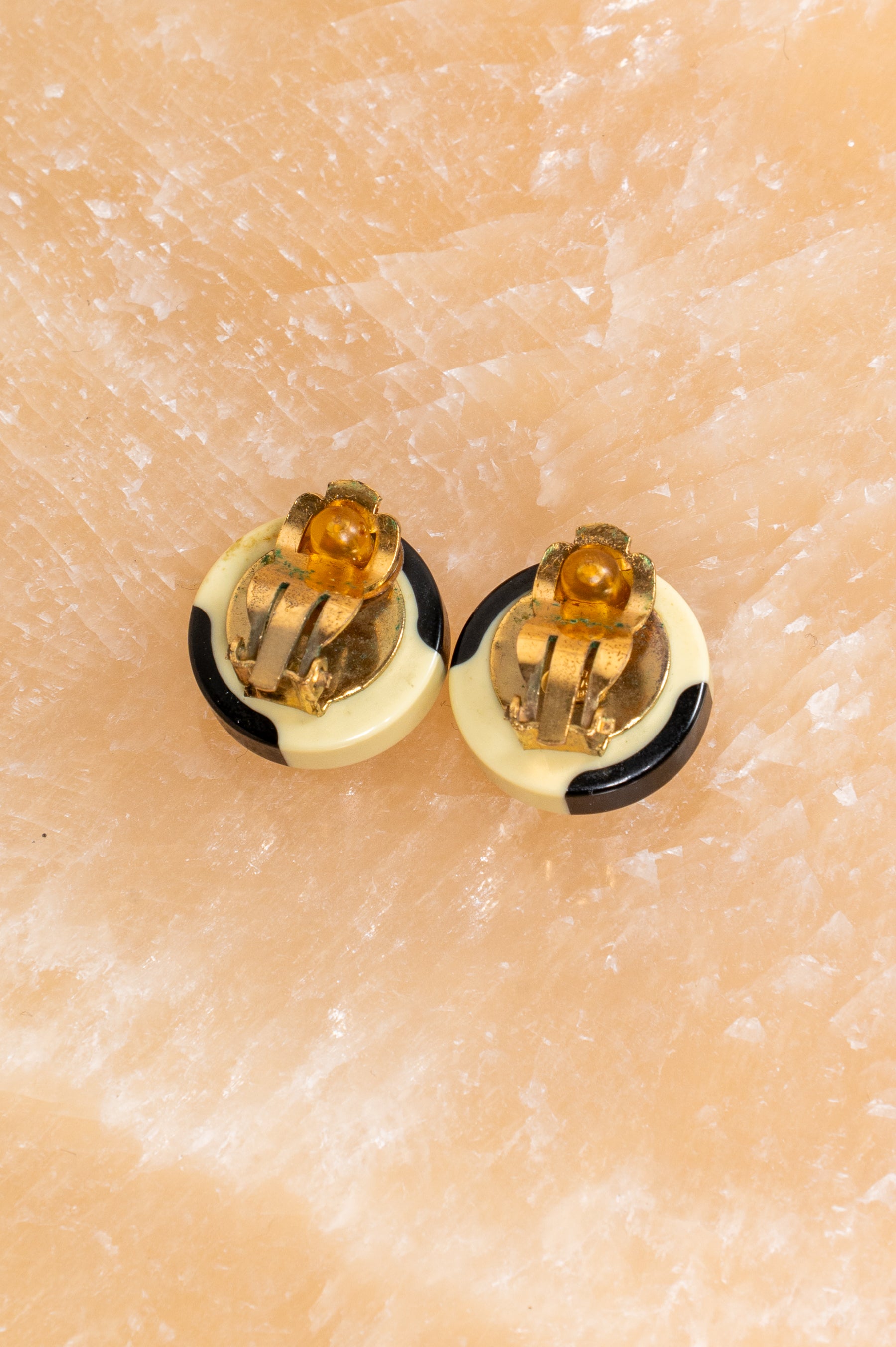 2002 Vintage Black Ivory Cocomark Clip On Earring