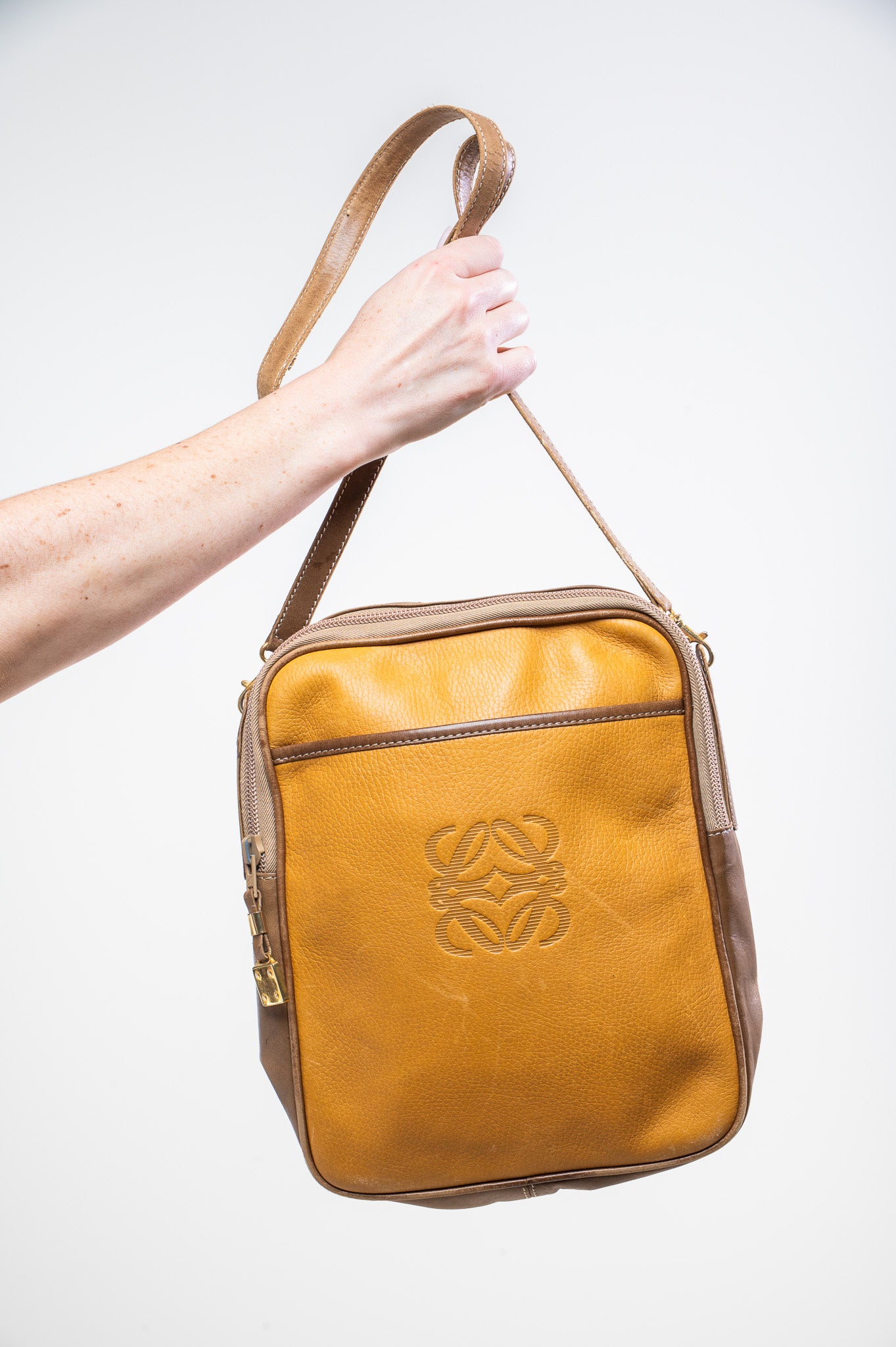 Vintage Anagram Shoulder Crosbody Leather Bag