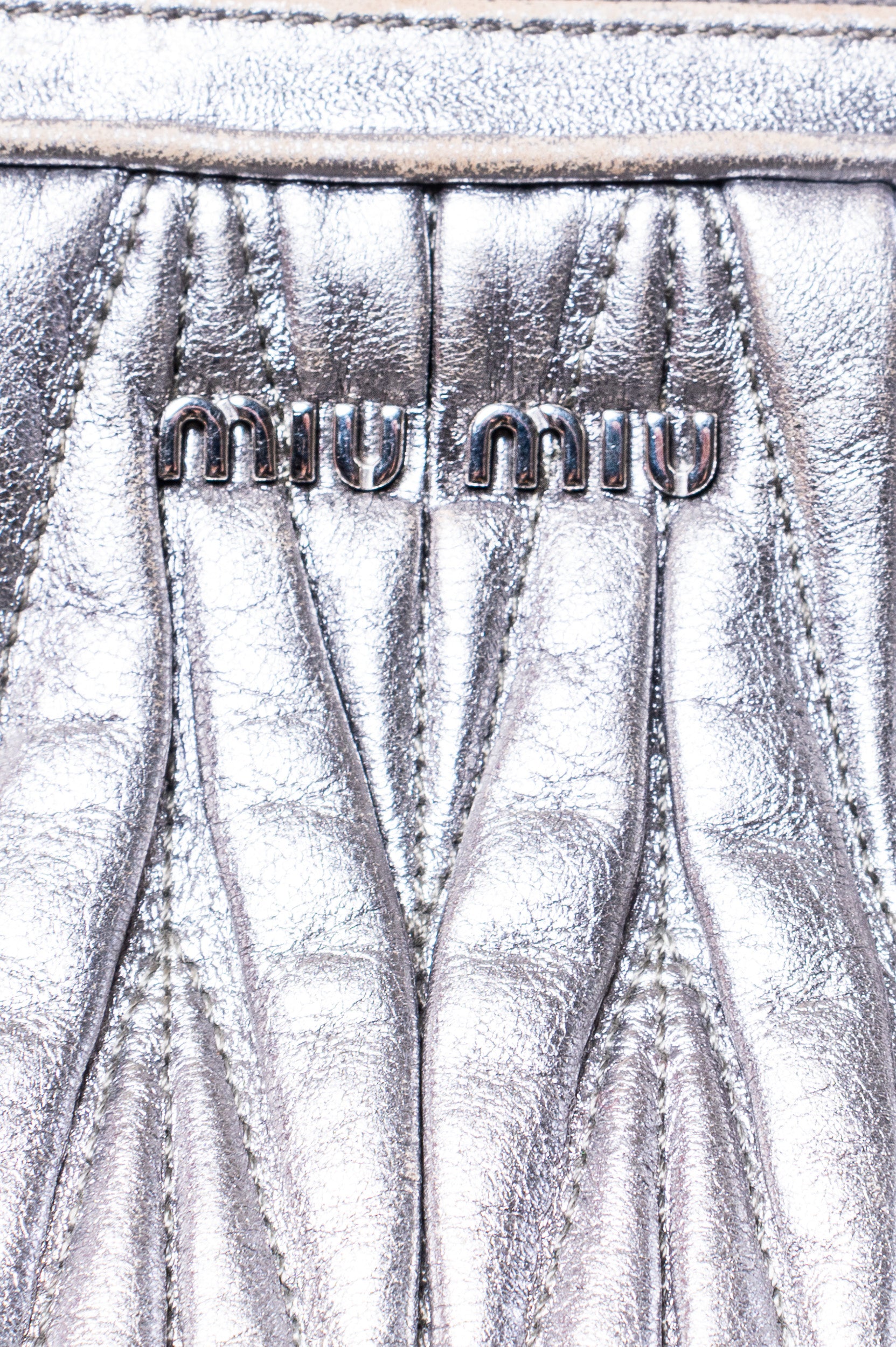 Silver Leather Matelass Crossbody/Shoulder Bag