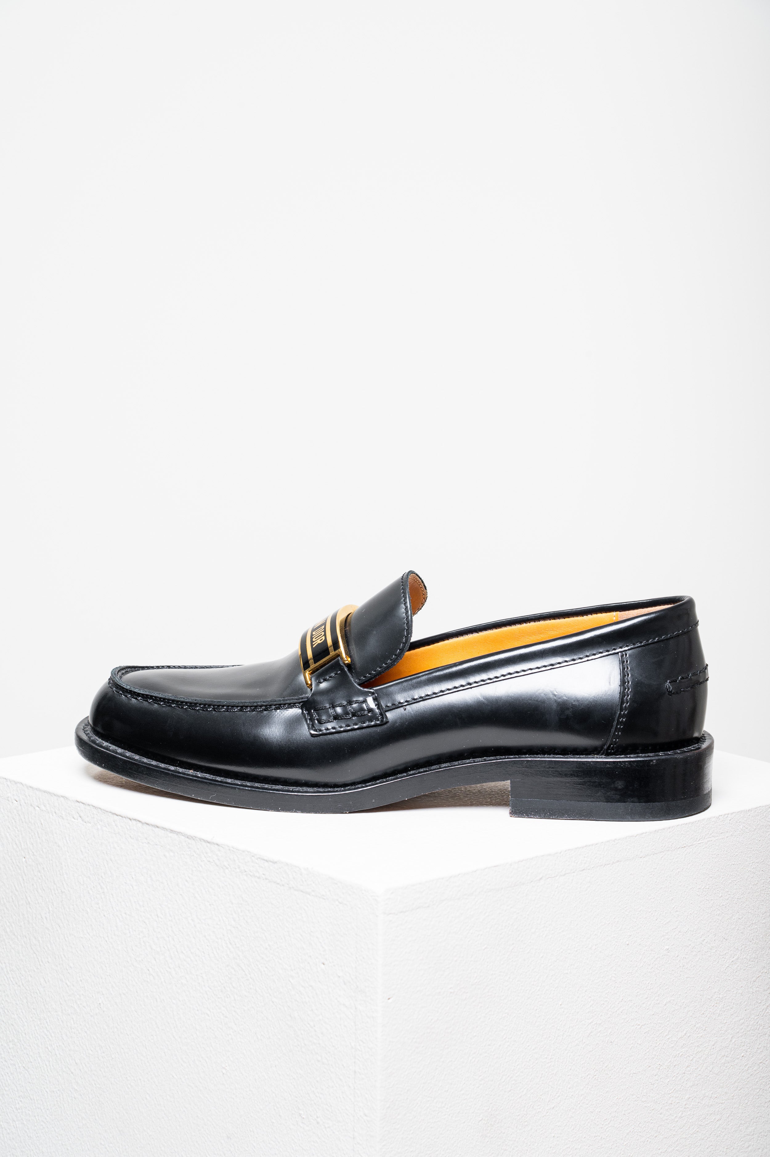 Black Flat Leather Christian Dior Loafers