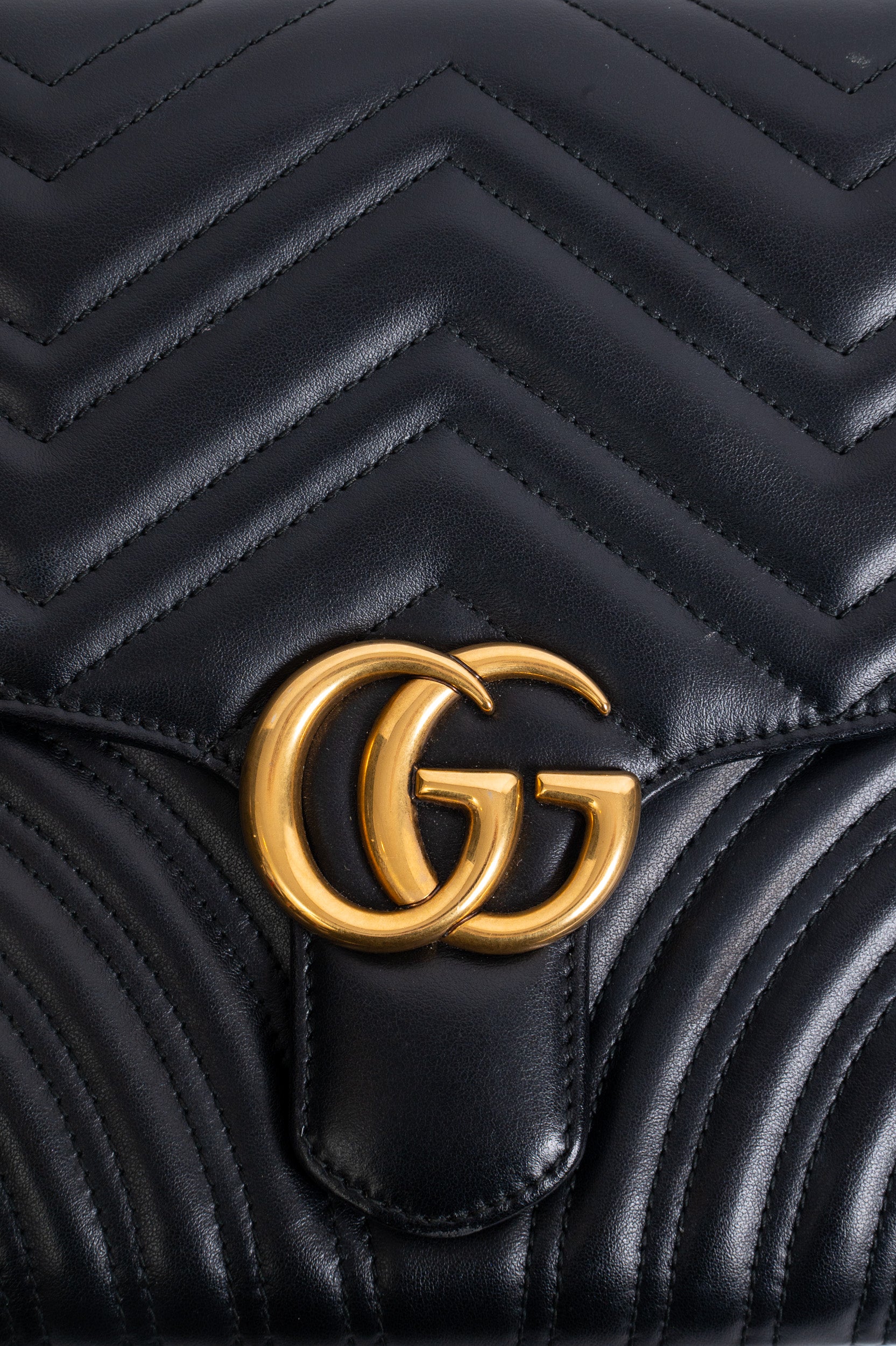 GG Marmont Black Flap Matelasse Leather Clutch Bag