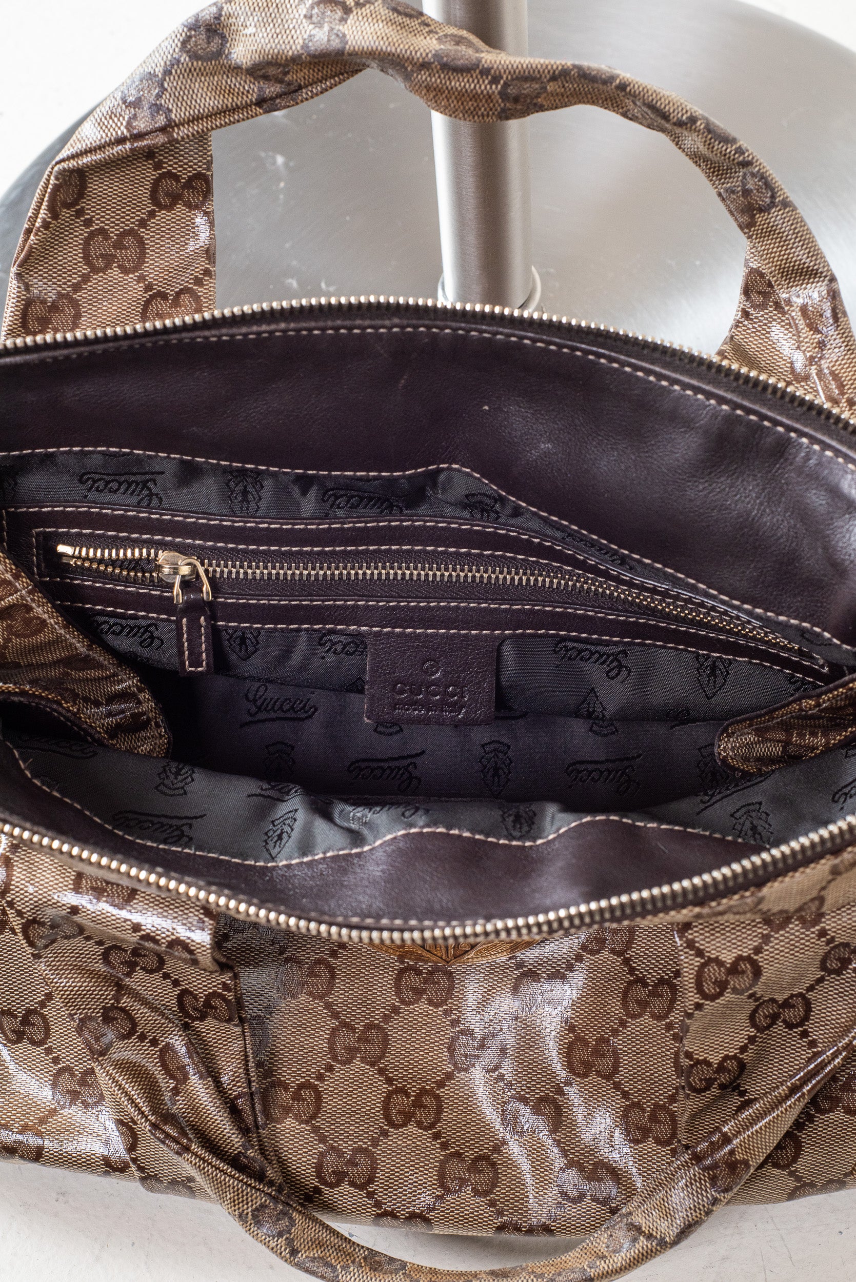 Interior view of Gucci Hysteria bag