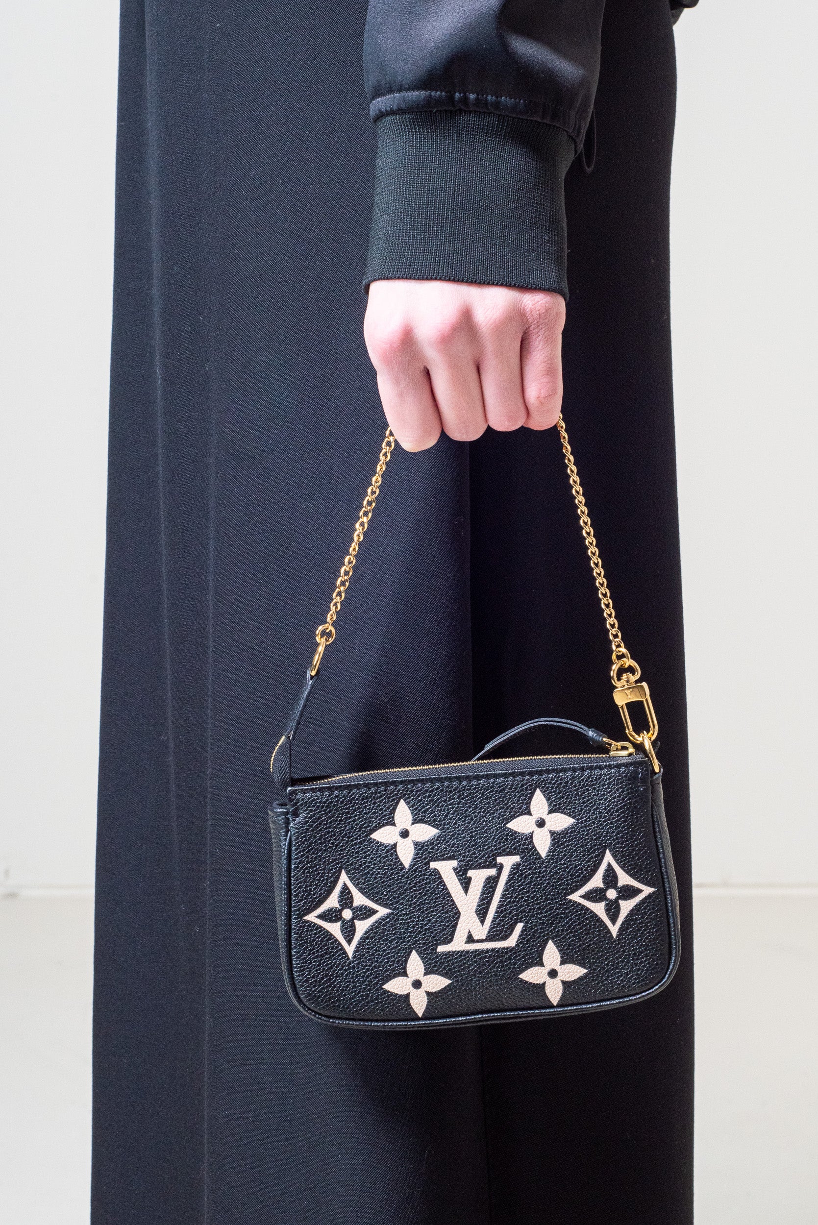 Black Mini Empreinte Pochette