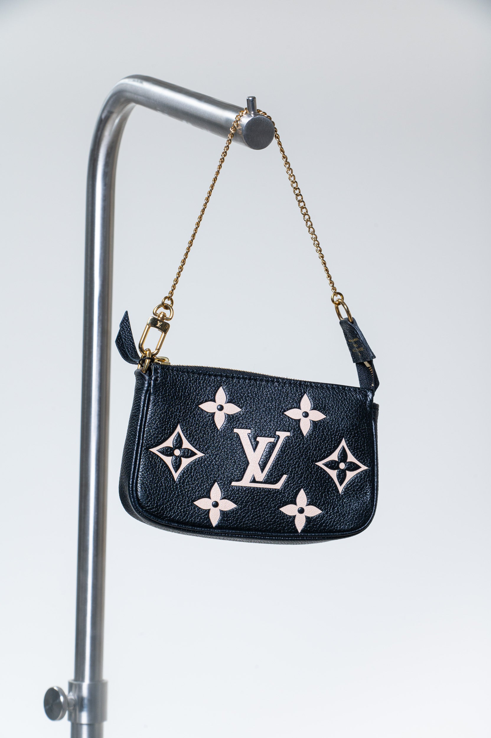 Black Mini Empreinte Pochette