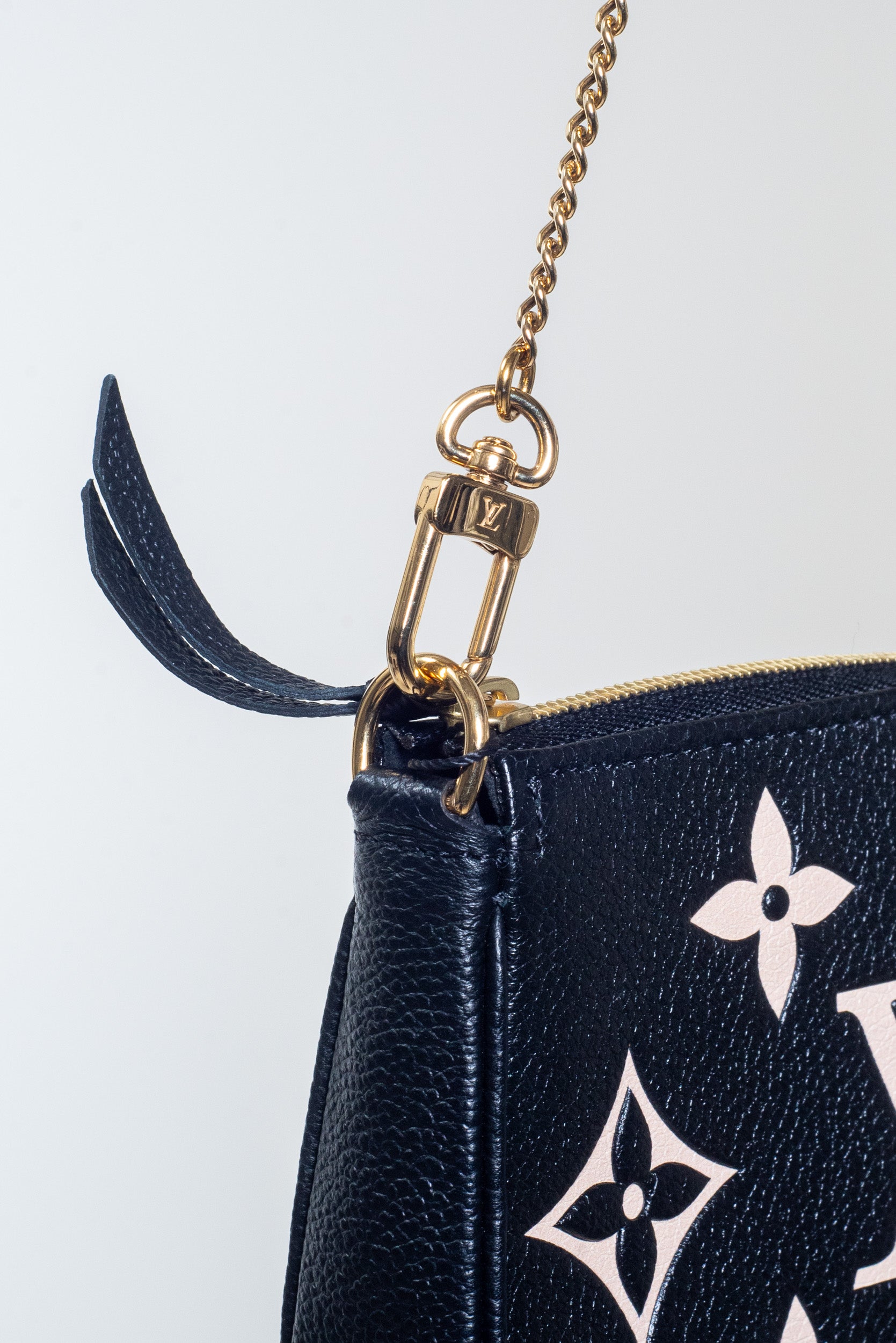 Black Mini Empreinte Pochette