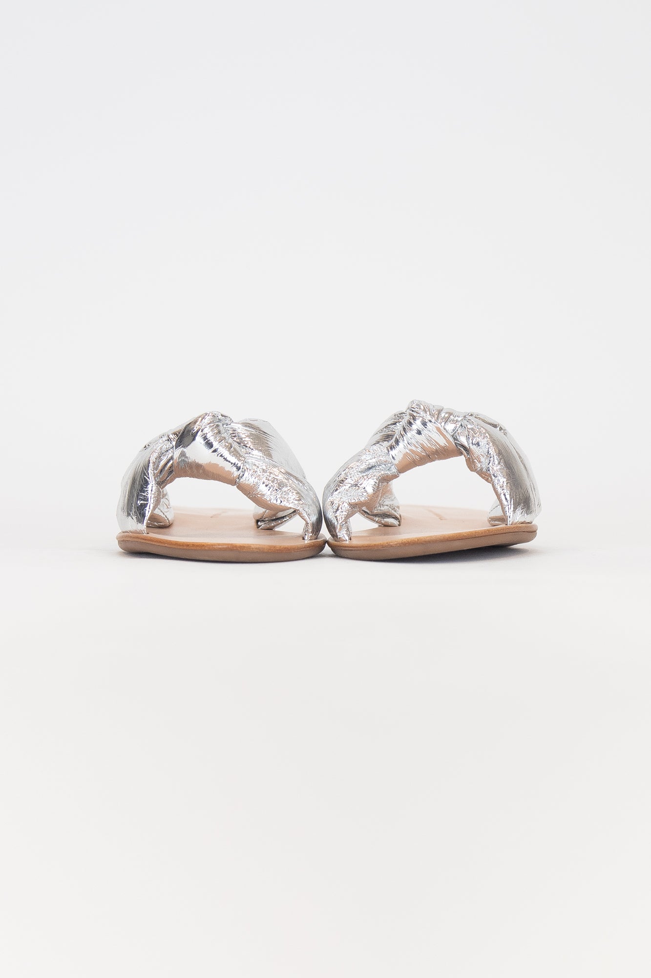 Silver Puff Knot Sandal Leather