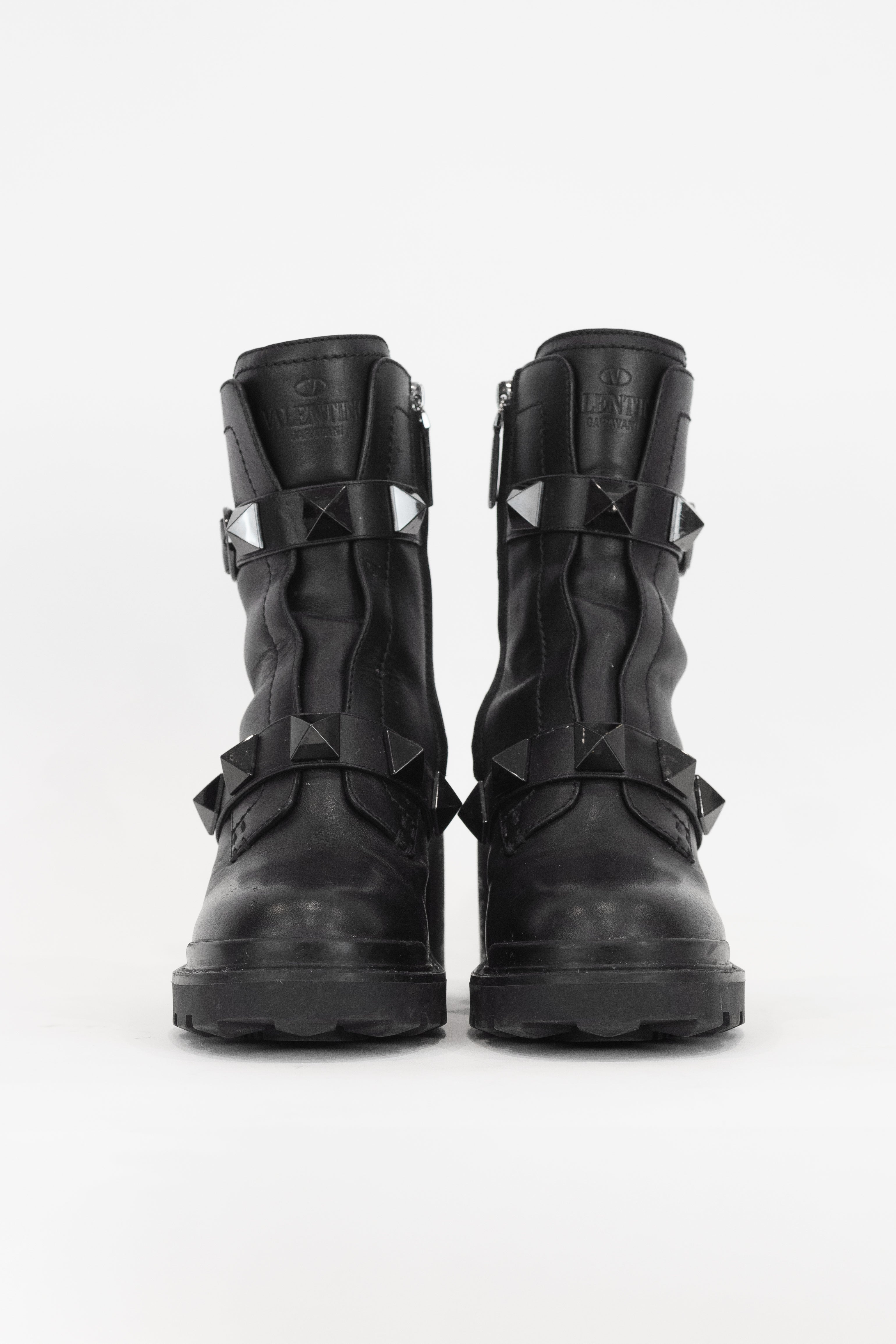 Black Rock Stud Leather Combat Boots Letather