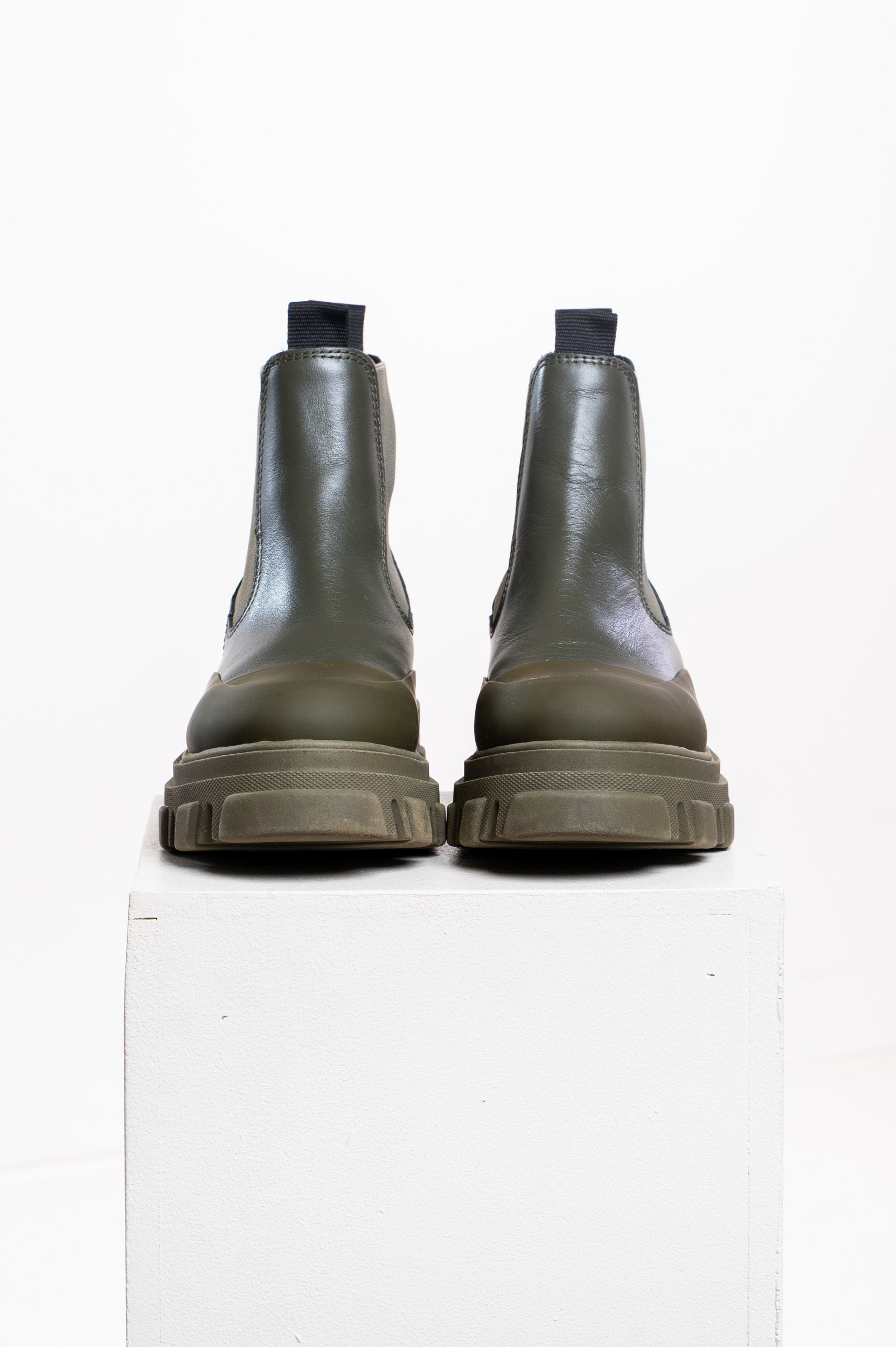 Green Cleated Low Chelsea Boot