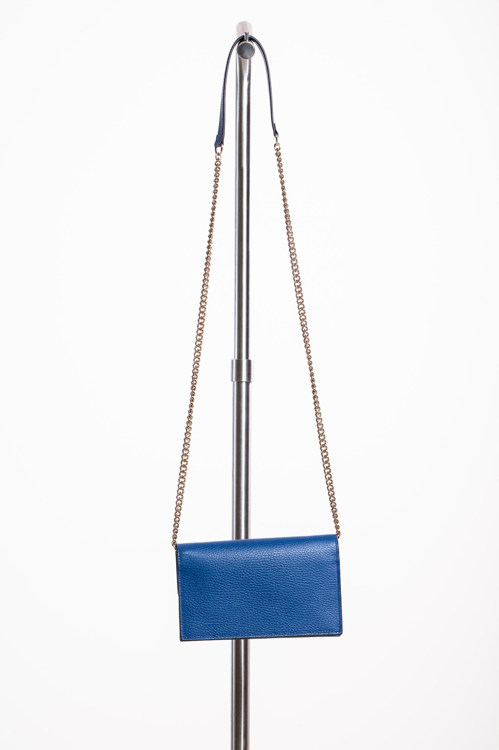 Blue Interlocking G Wallet On Chain