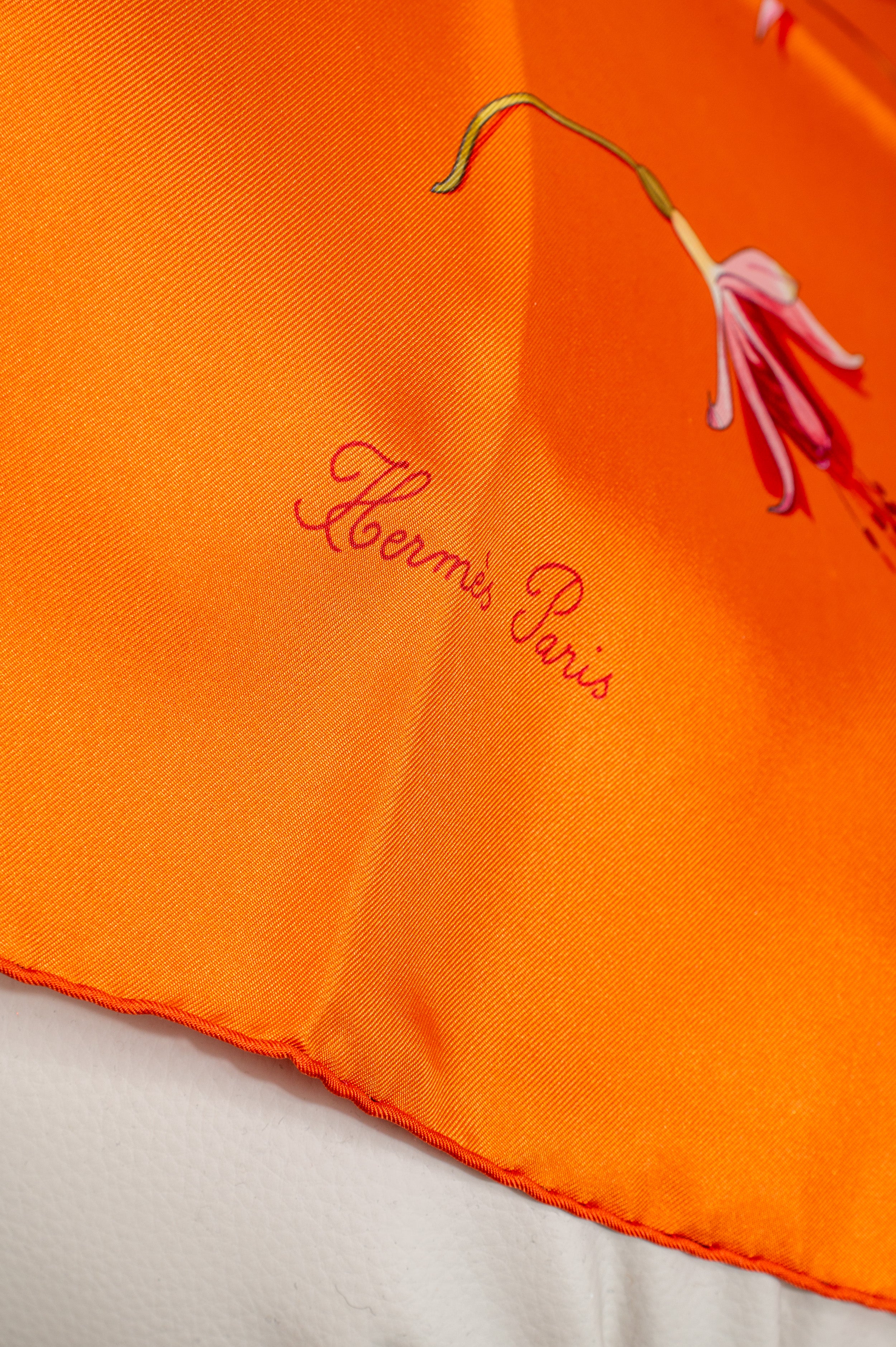 Orange Fleurs de Fuchsia 90 Scarf