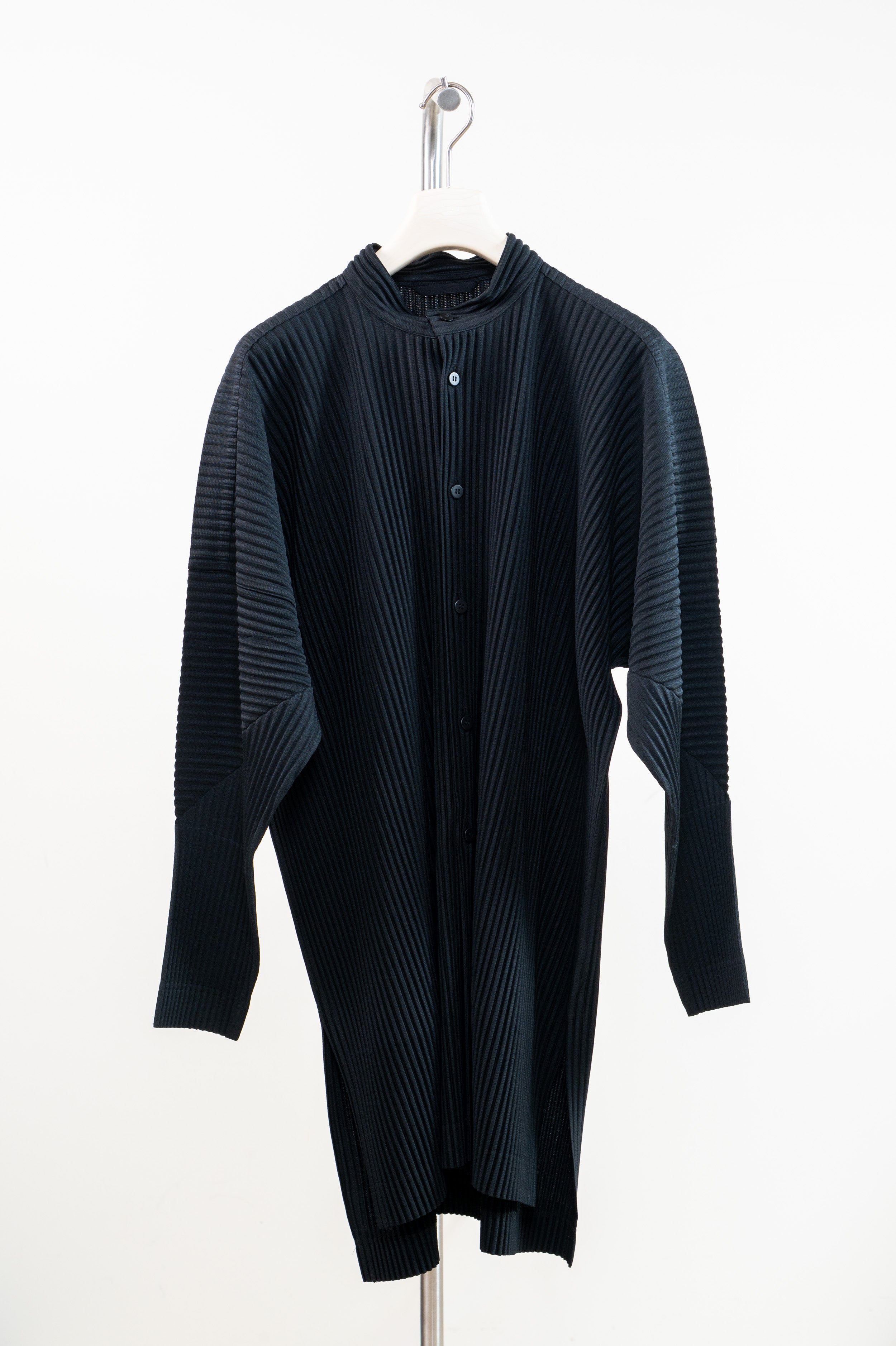 Black Oversize Pleated Button-Up Top