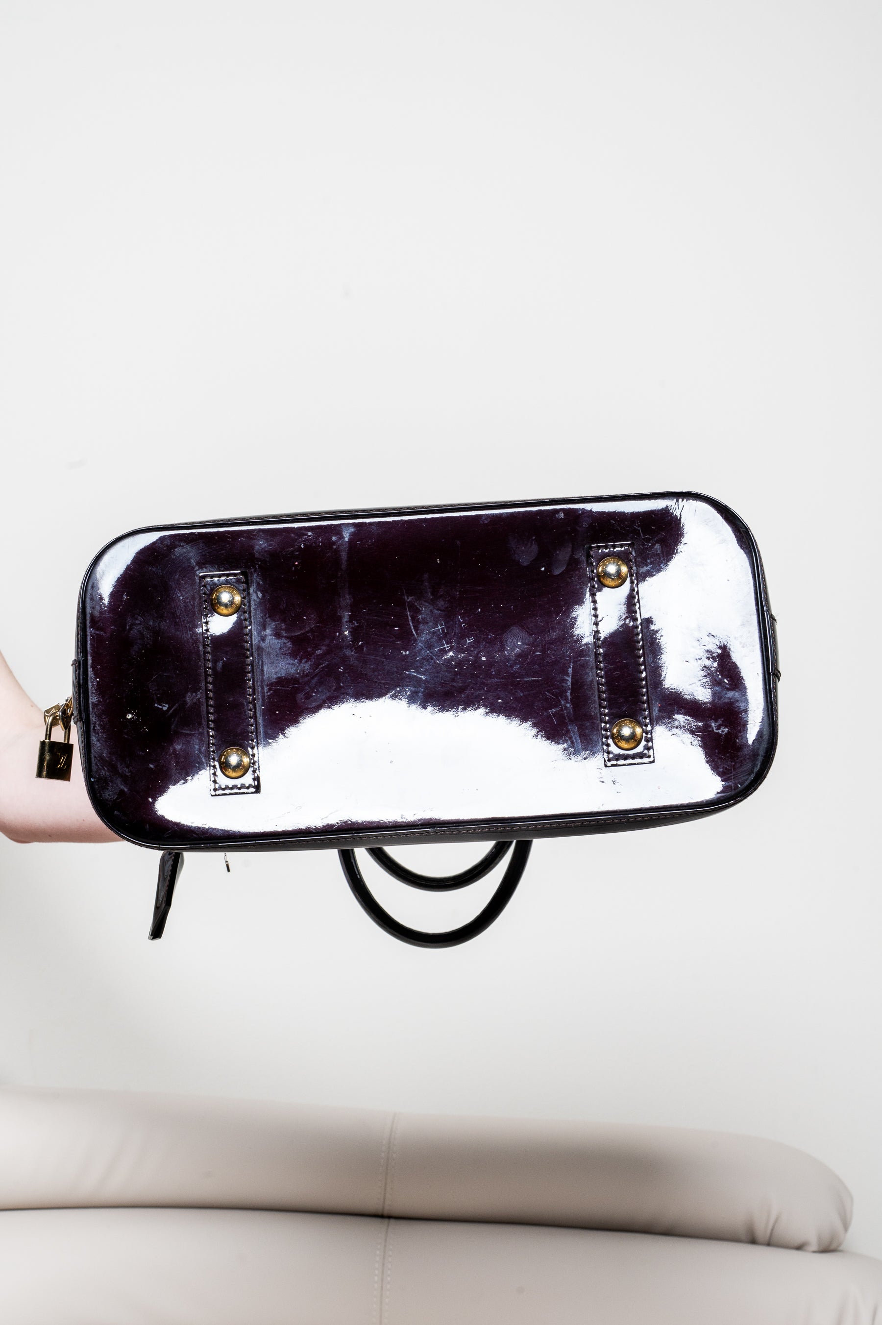 Amarante Vernis Monogram PM Alma Top Handle Bag