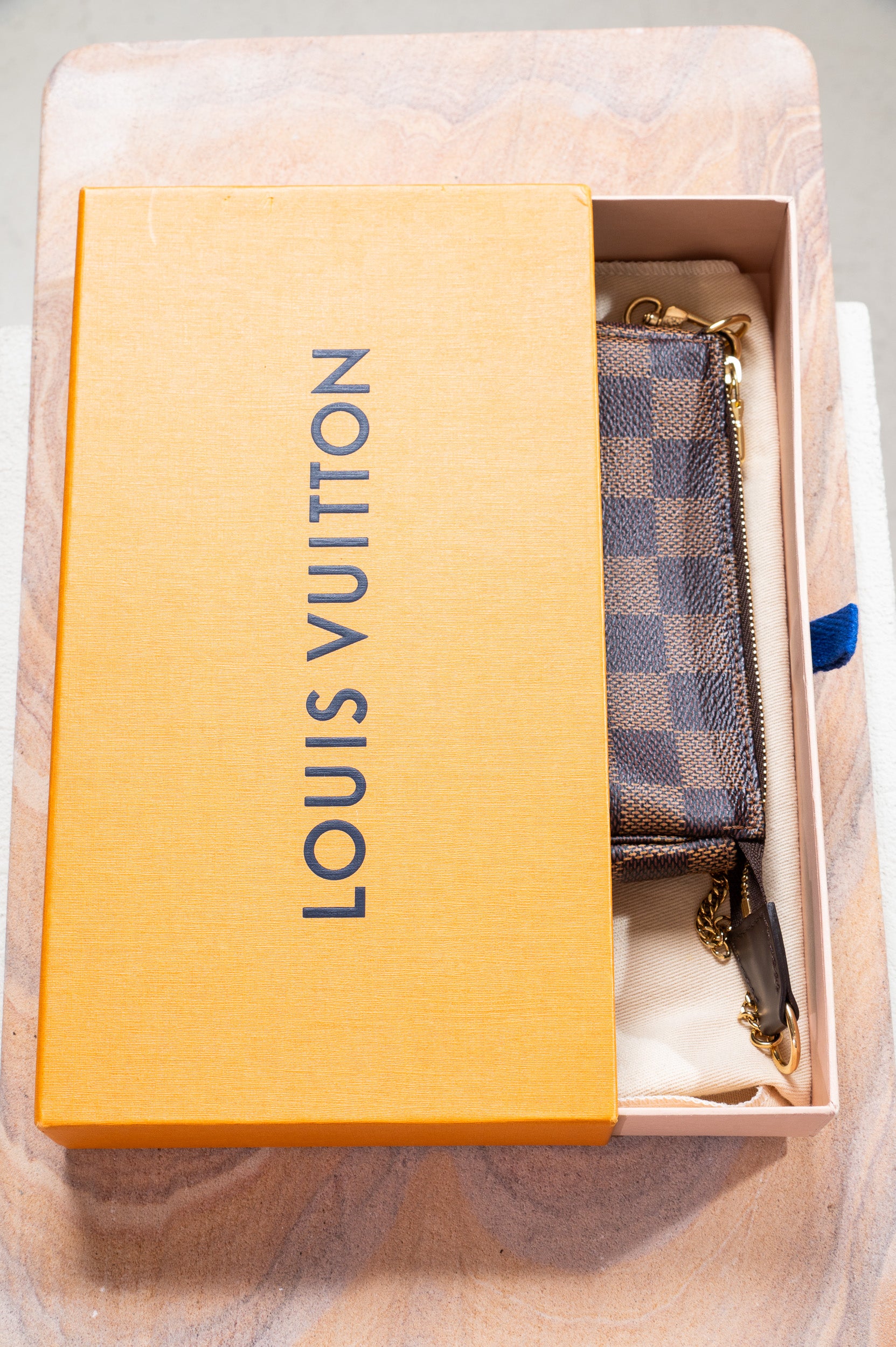 Box and Dust bag of Louis Vuitton Damier Ebene Mini Pochette Accessoires