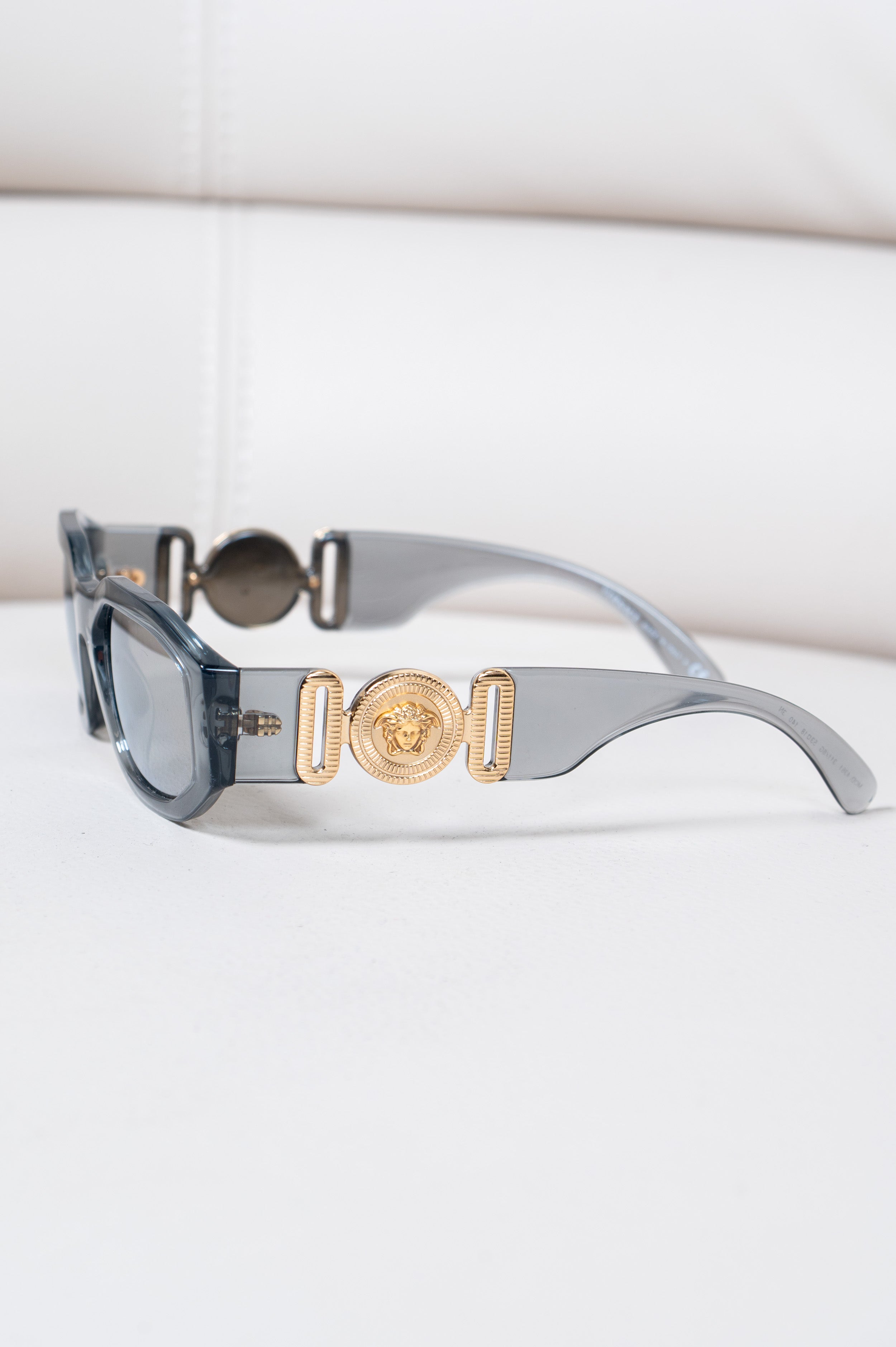 Grey Translucent Mirror Lens Sunglasses