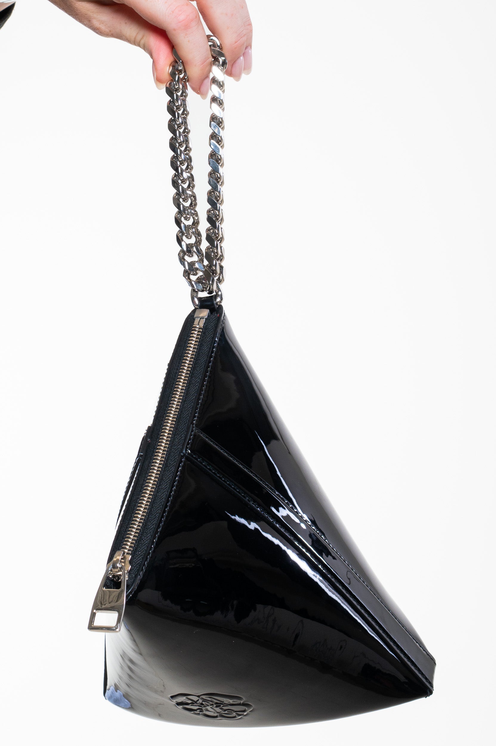 Black Curve Pouch