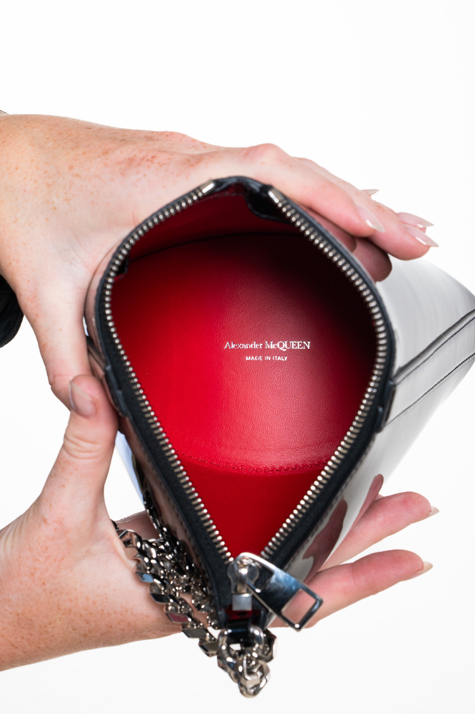 Black Curve Pouch