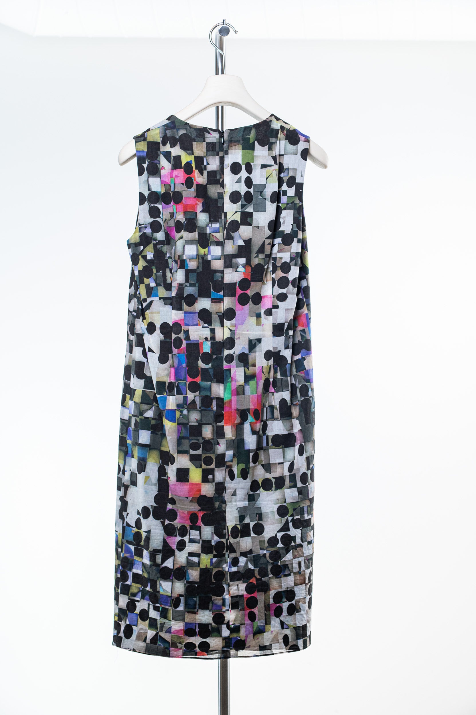 Back view of Akris patterned sleeveless pencil dress